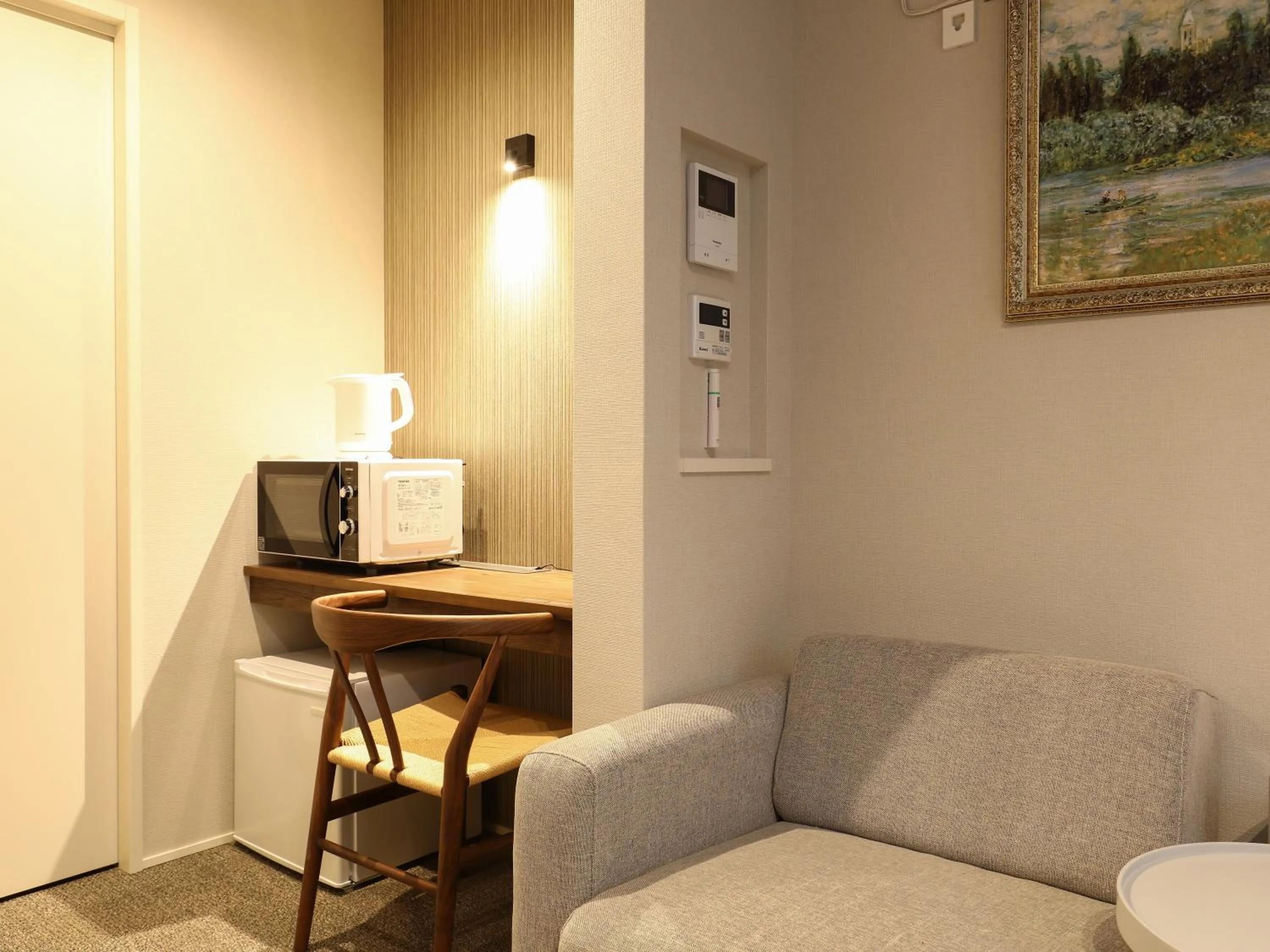 Photo of the whole room in GRAND BASE Hakataminami