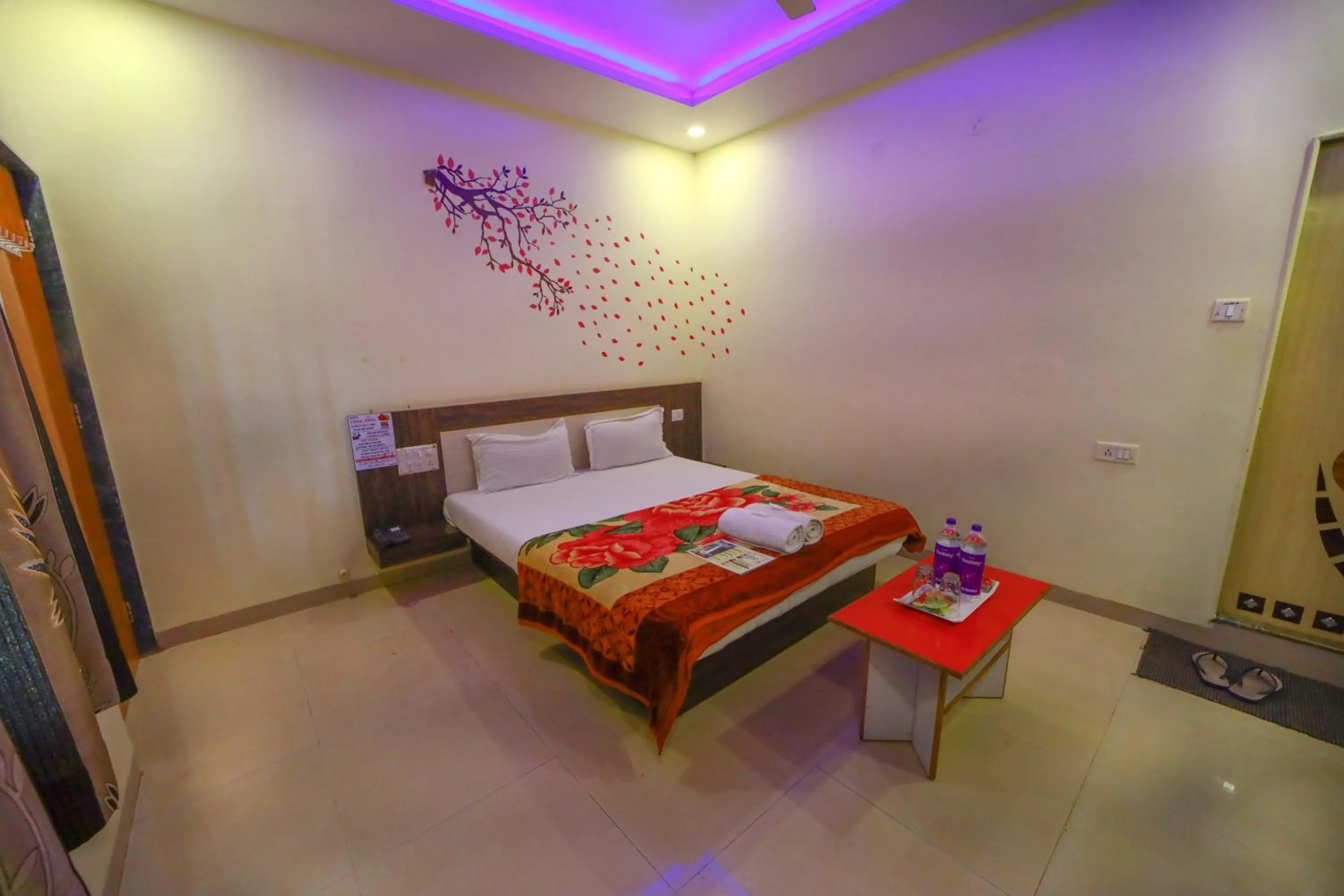 Bed in Hotel Green Exotica Mahabaleshwar