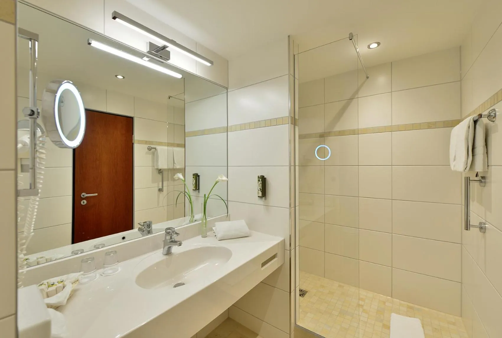 Bathroom in Hotel Der Lindenhof