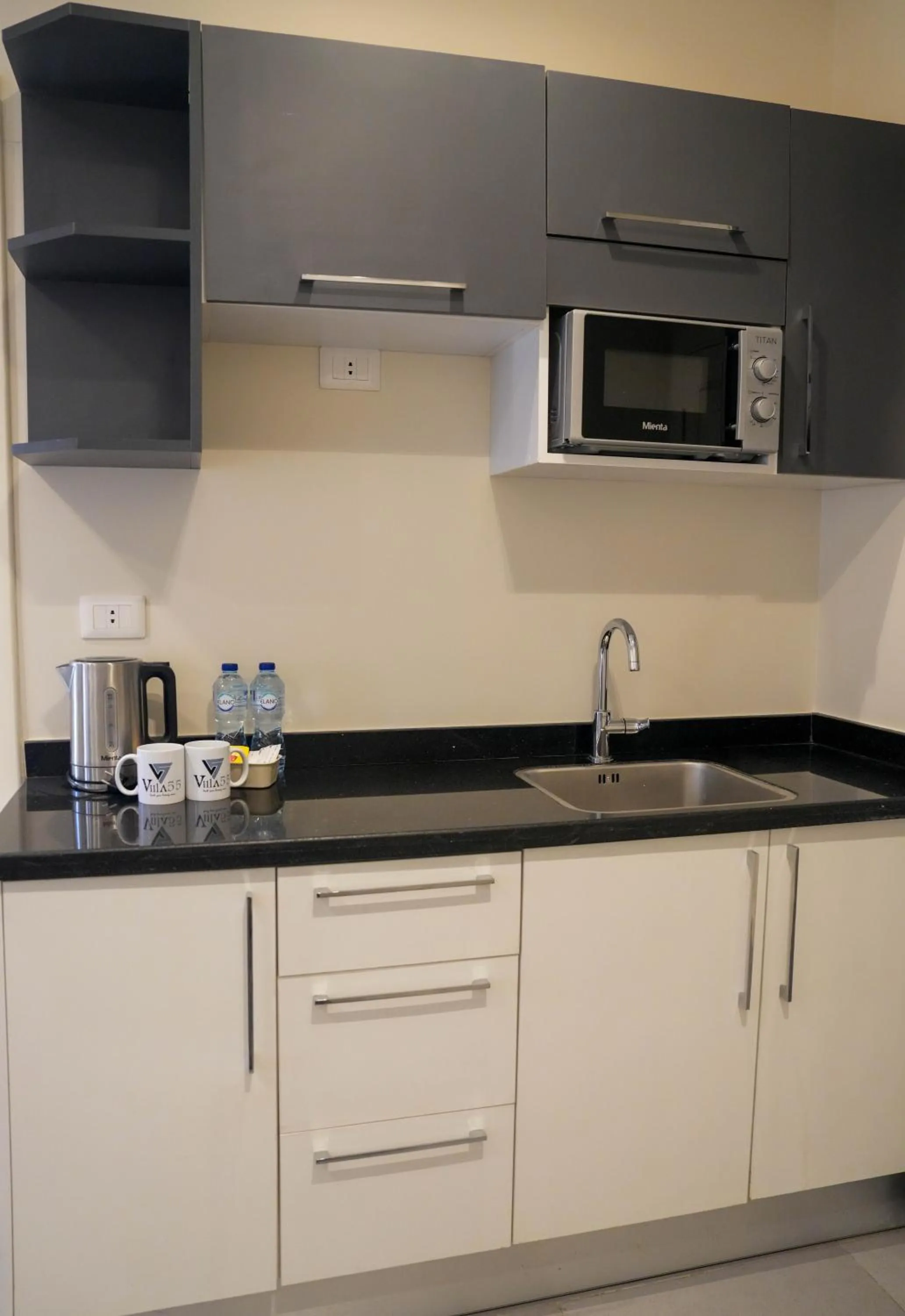 Coffee/tea facilities in Villa 55