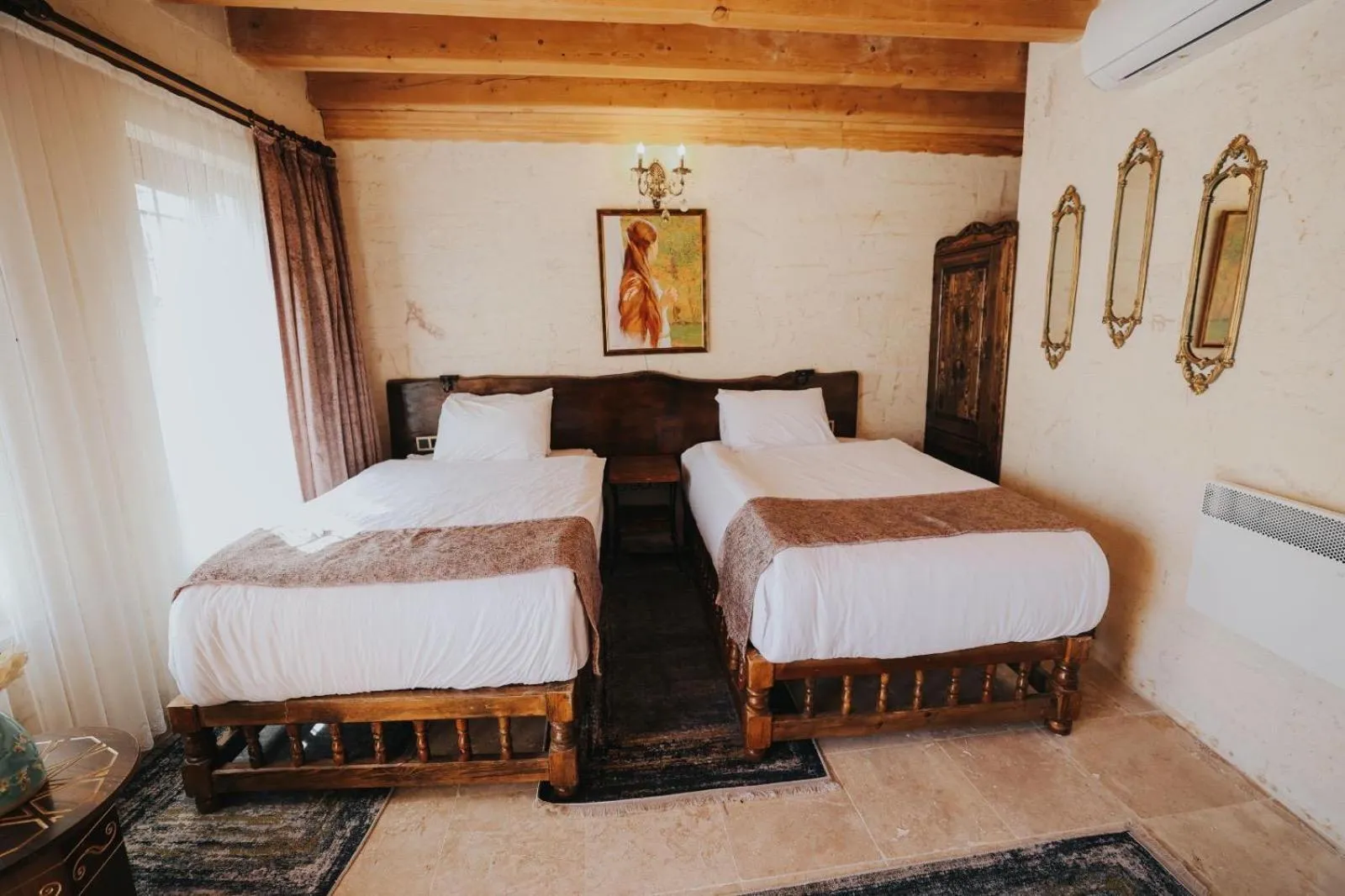 Bedroom, Bed in Tessera Hotel