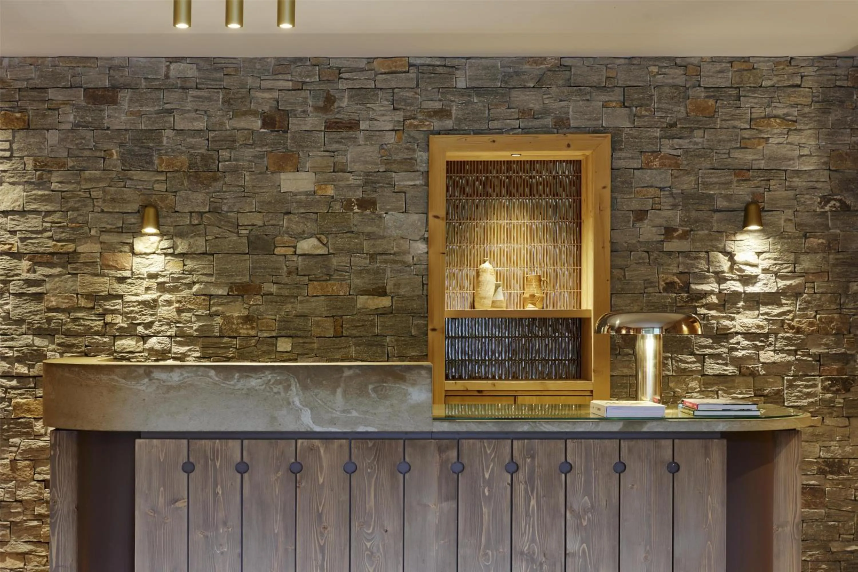 Lobby or reception in Best Western Plus Pays du Mont Blanc