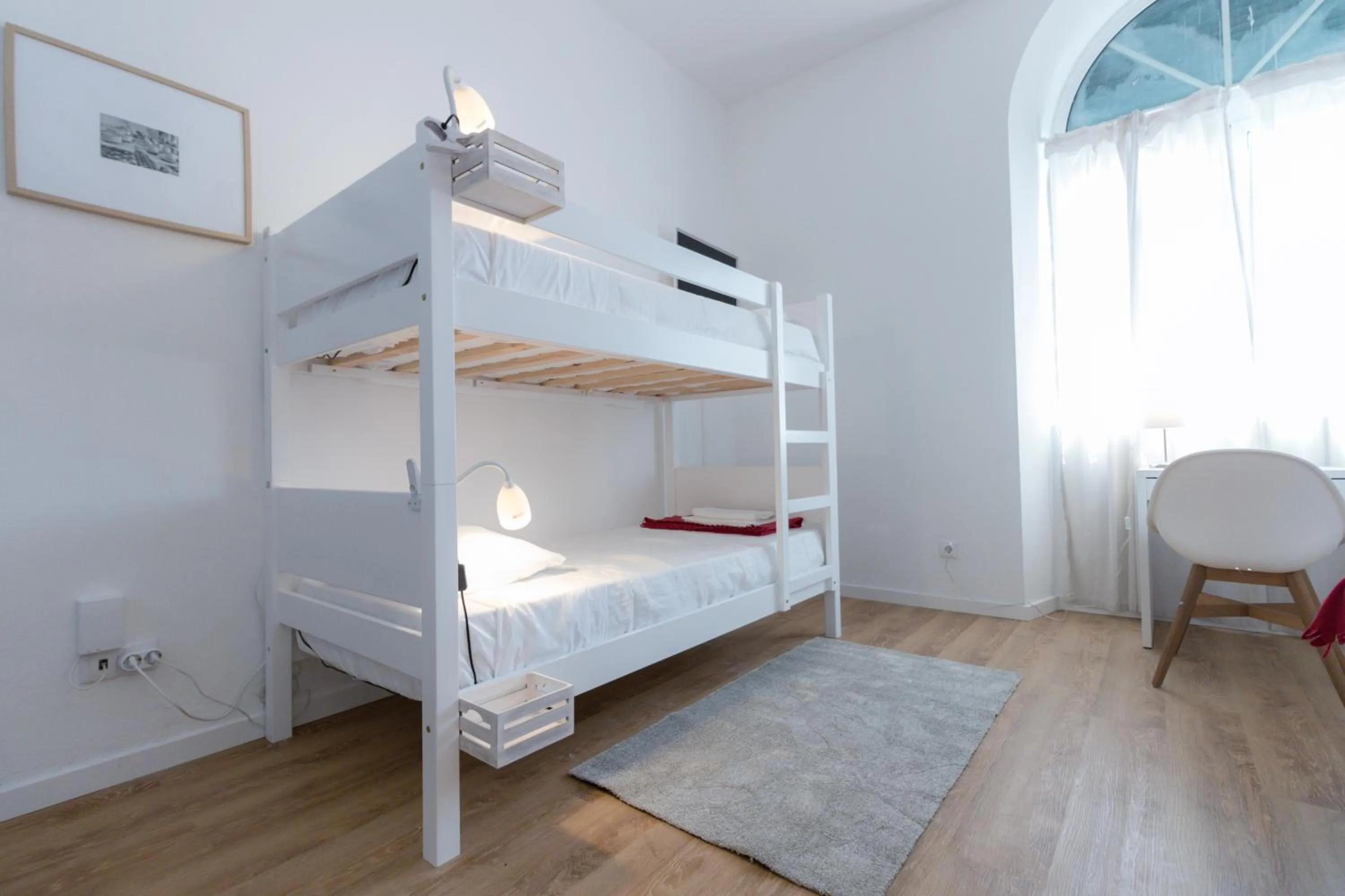 bunk bed, Bed in Lagoa Hostel & Suites
