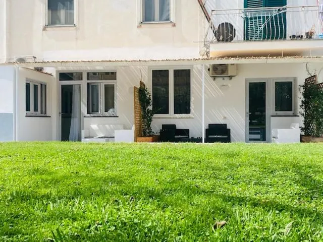 Facade/entrance in Numero20 B&B