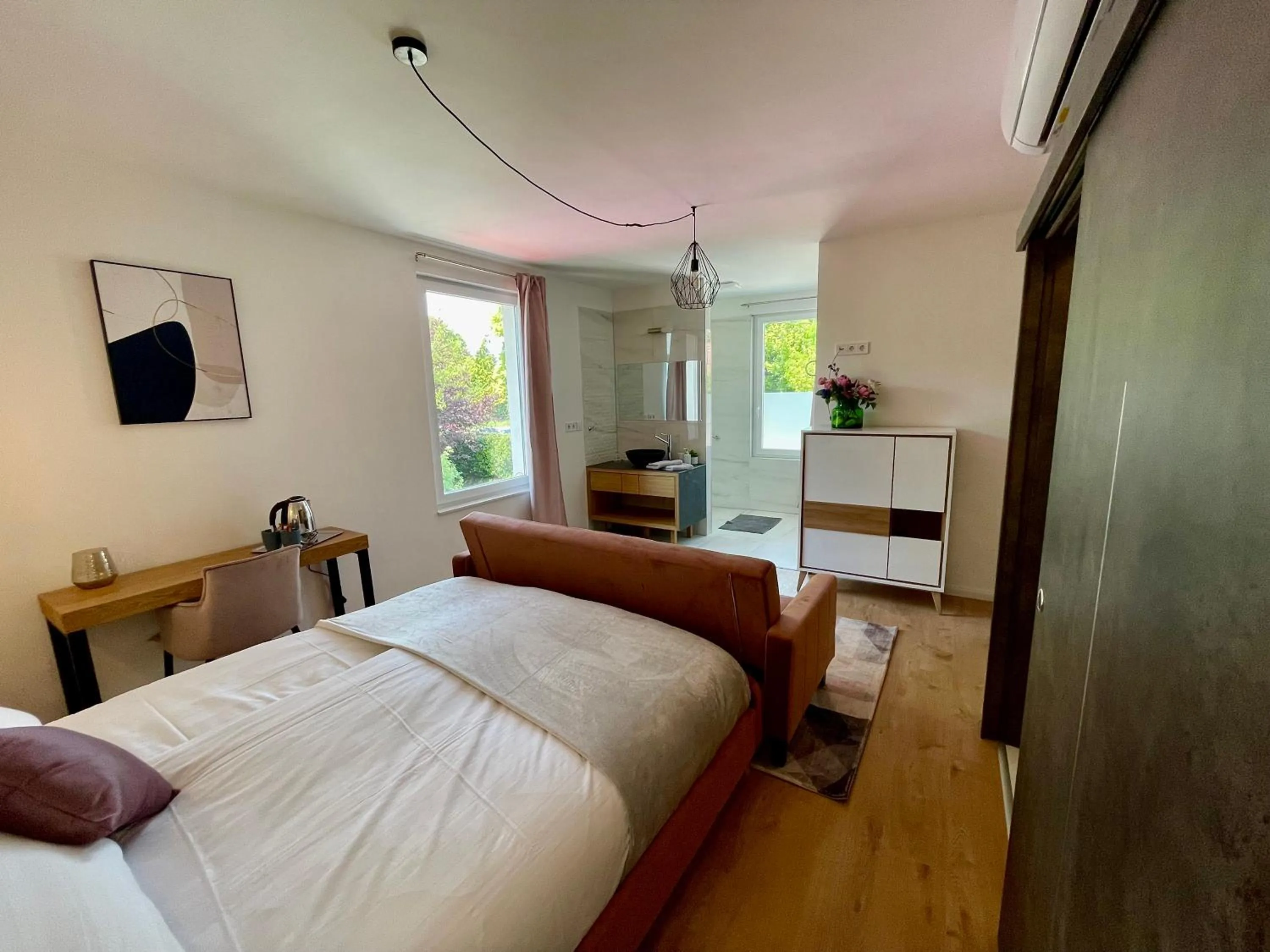 View (from property/room), Bed in Duna P'Art Panzió