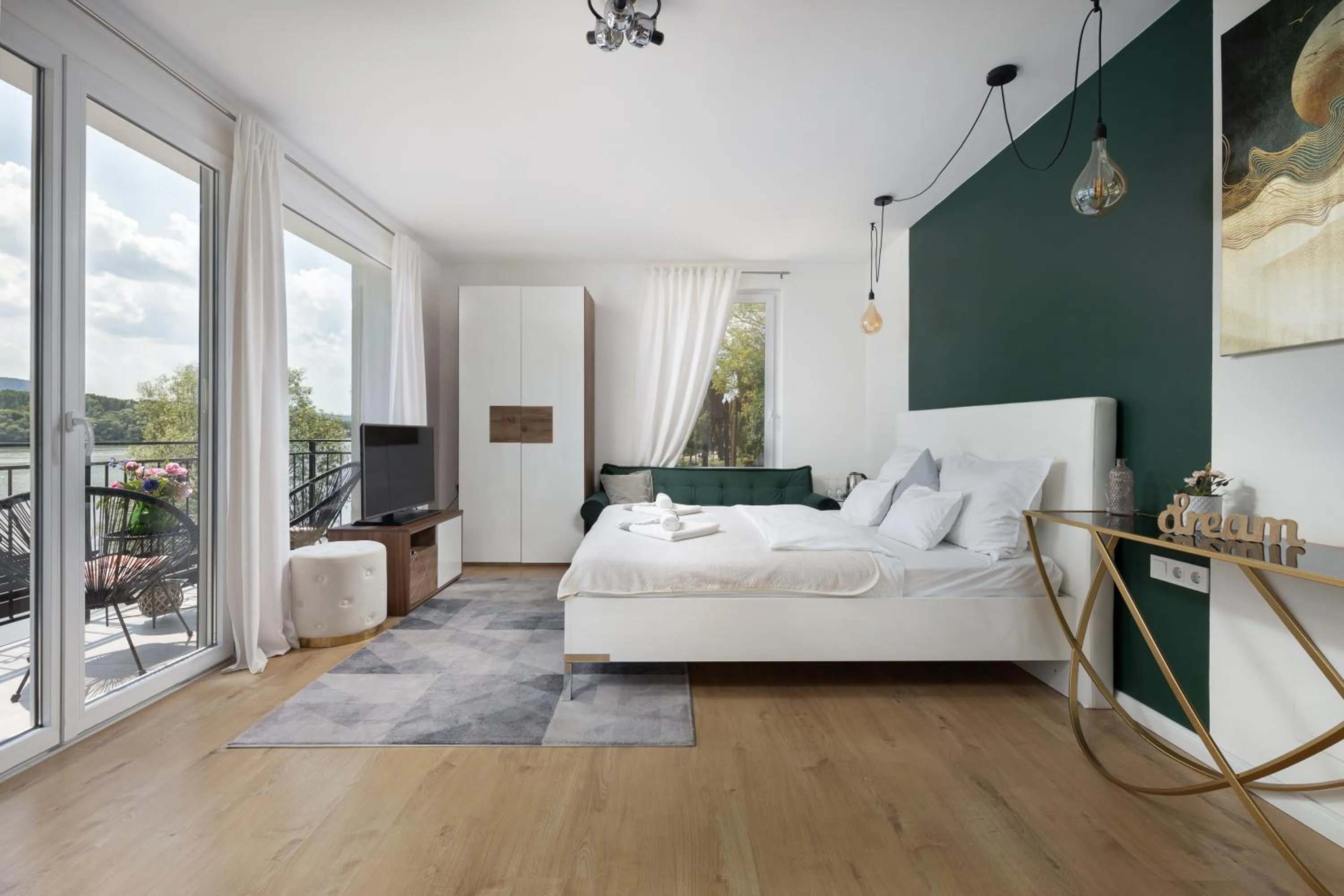 Dining area, Bed in Duna P'Art Panzió