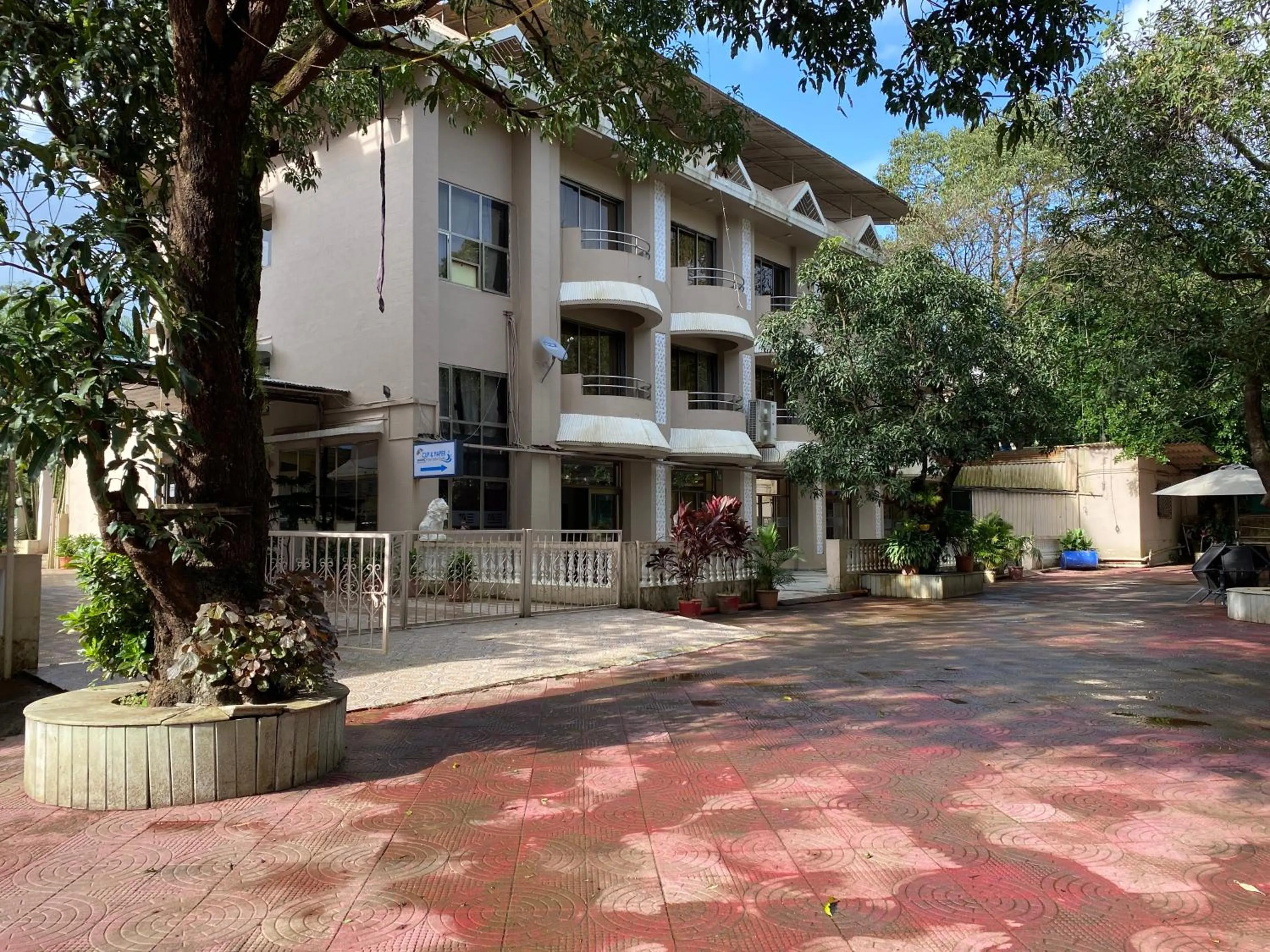 Property building in Aron Resort Lonavala - Near Old Mumbai Pune Highway