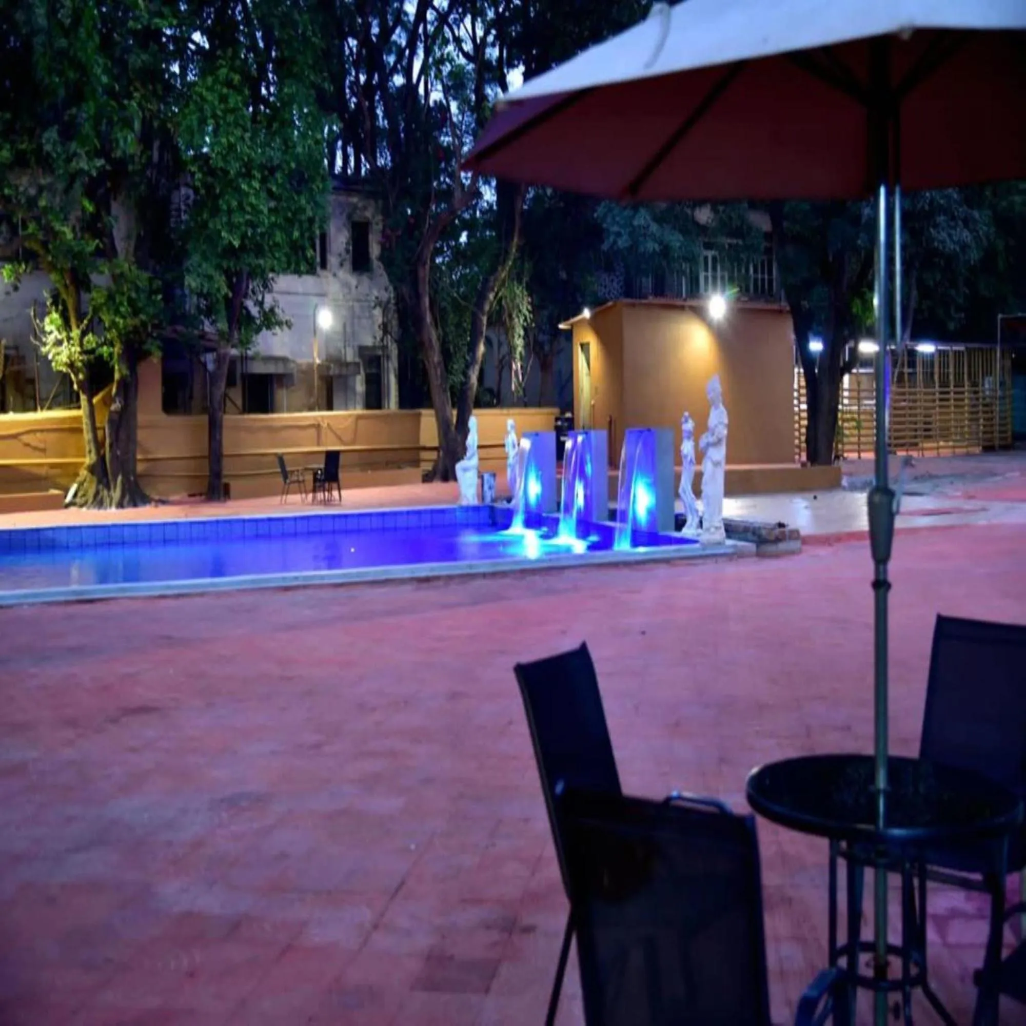 Swimming pool in Aron Resort Lonavala - Near Old Mumbai Pune Highway