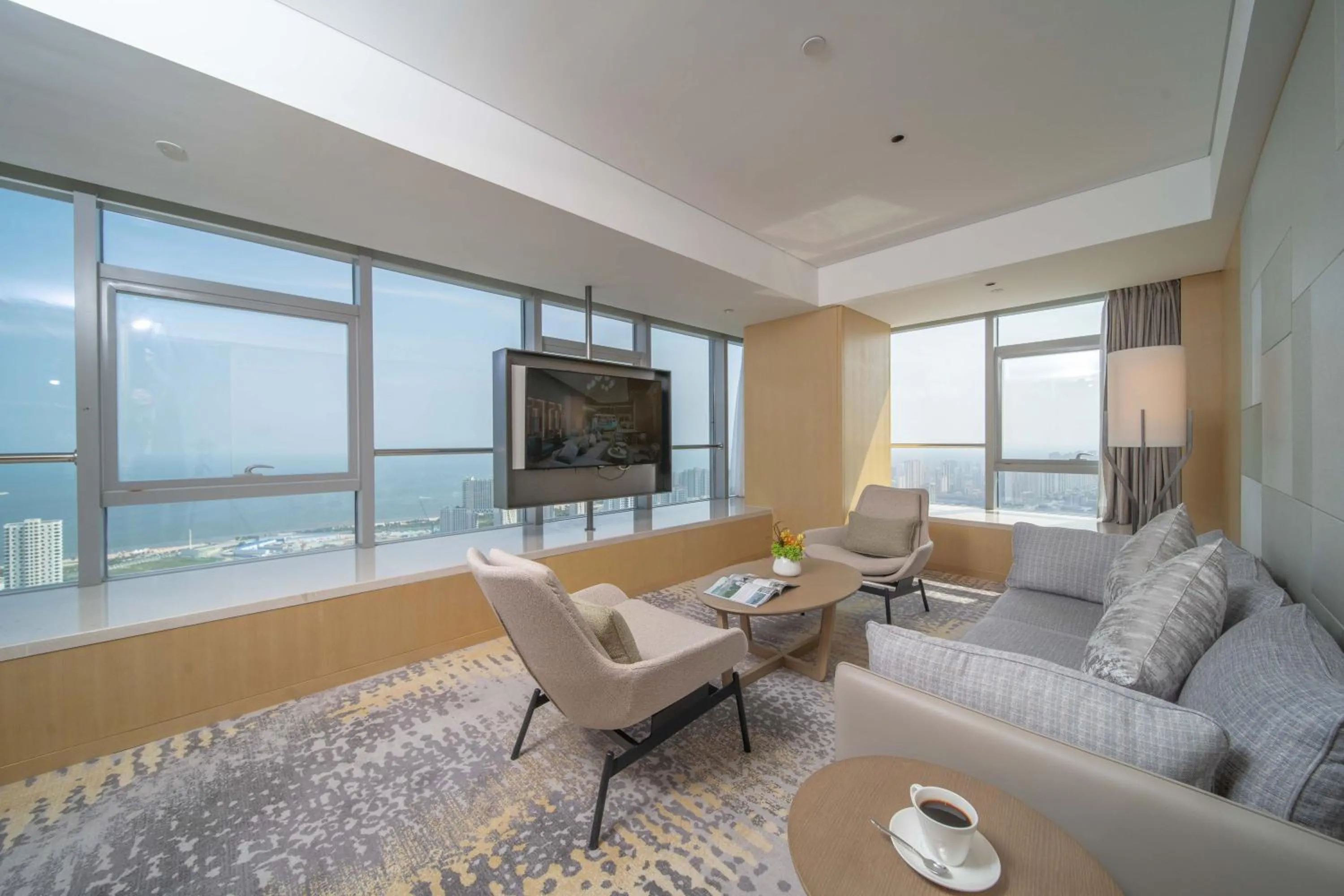 Holiday Inn Qinhuangdao Haigang