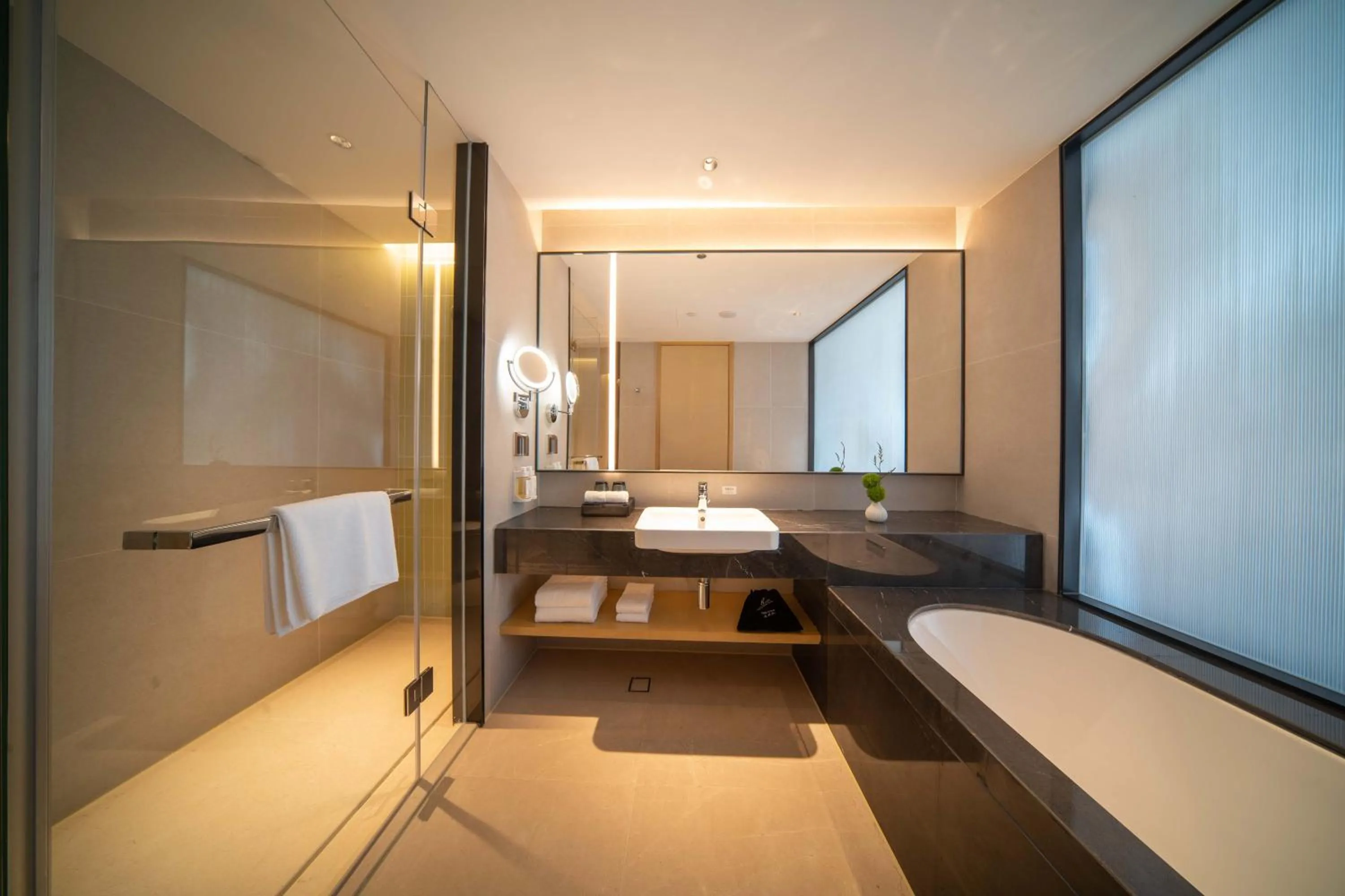 Bed in Holiday Inn Qinhuangdao Haigang