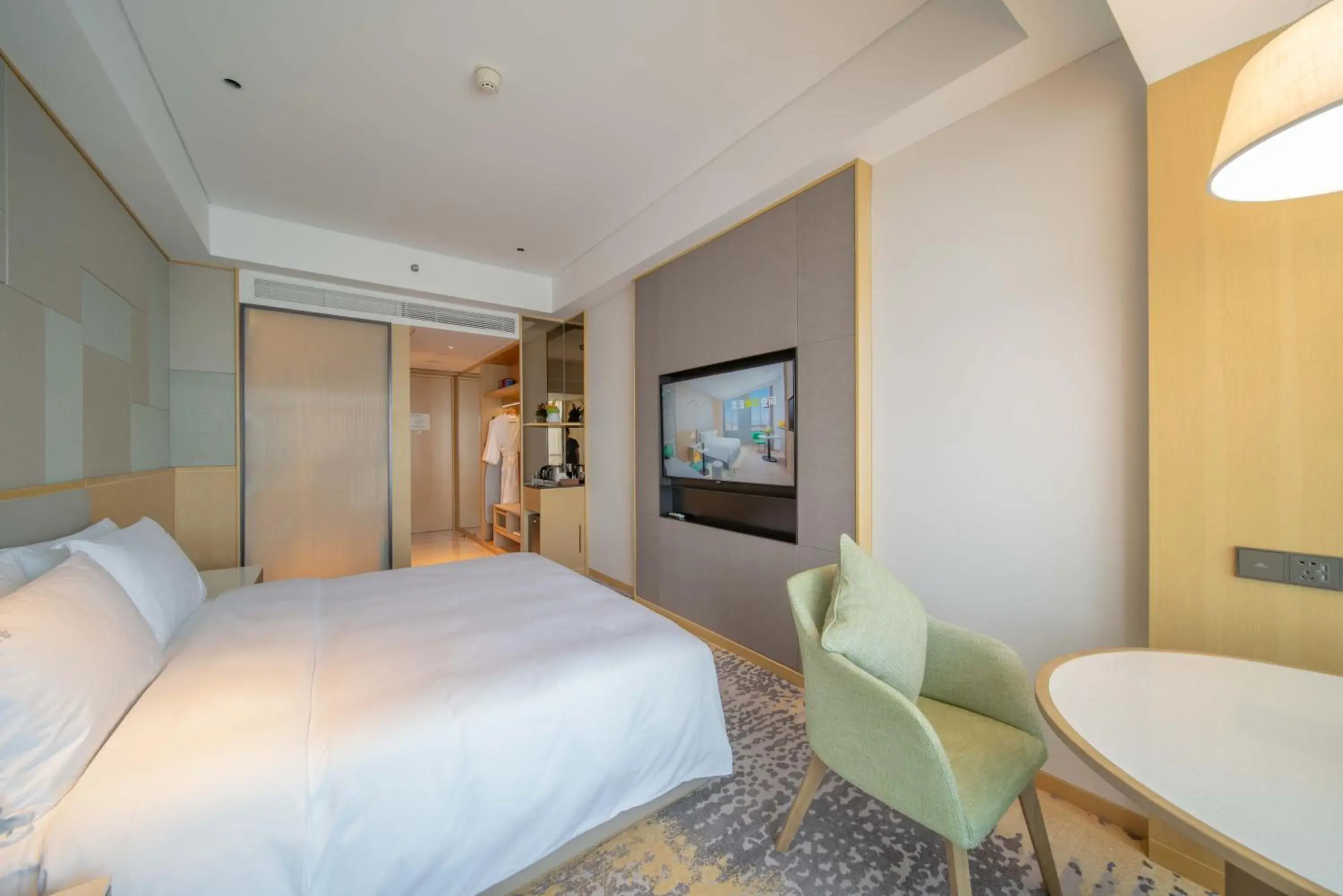 Standard Room in Holiday Inn Qinhuangdao Haigang Standard Room in Holiday Inn Qinhuangdao Haigang