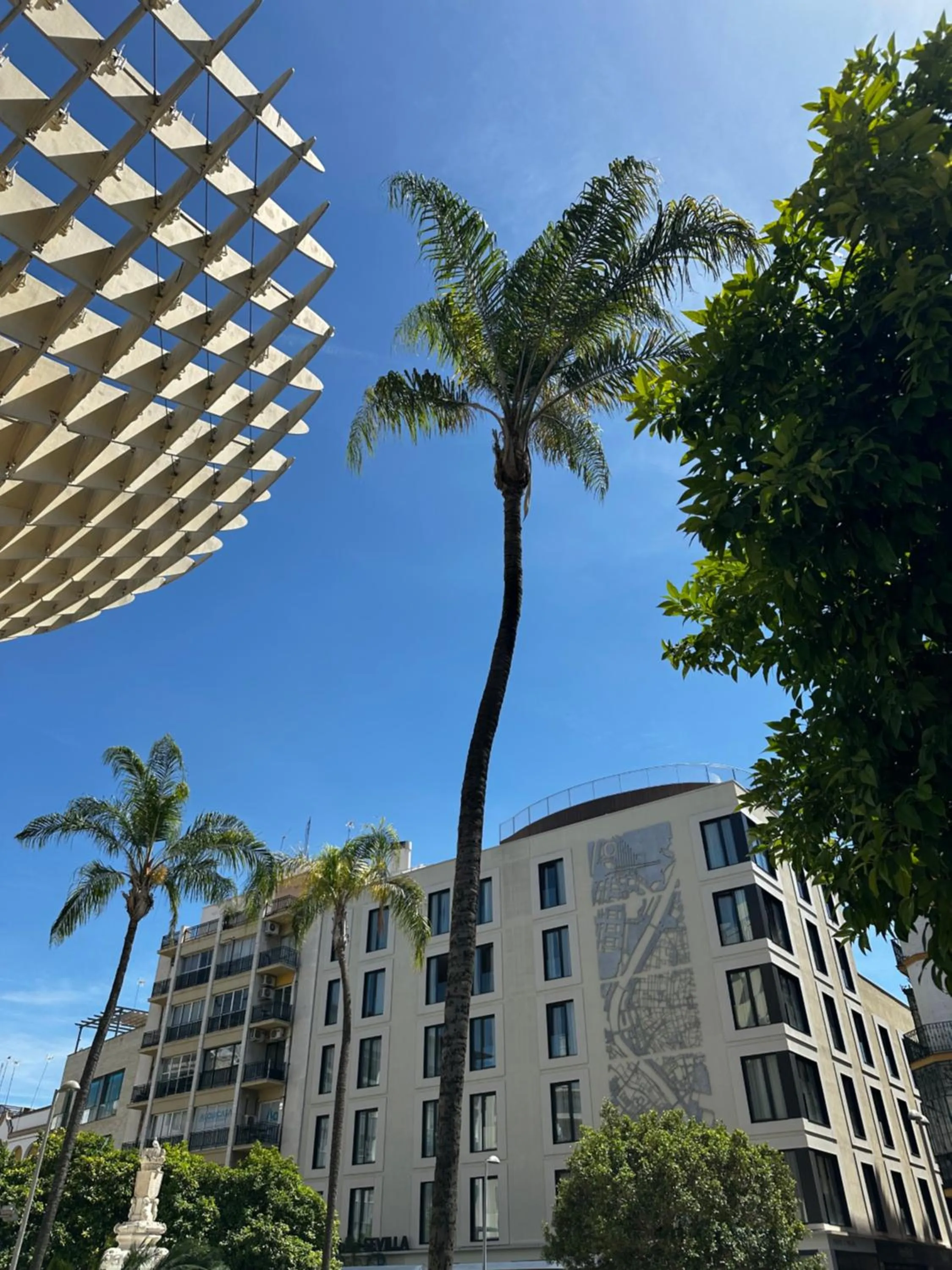 Property building in abba Sevilla