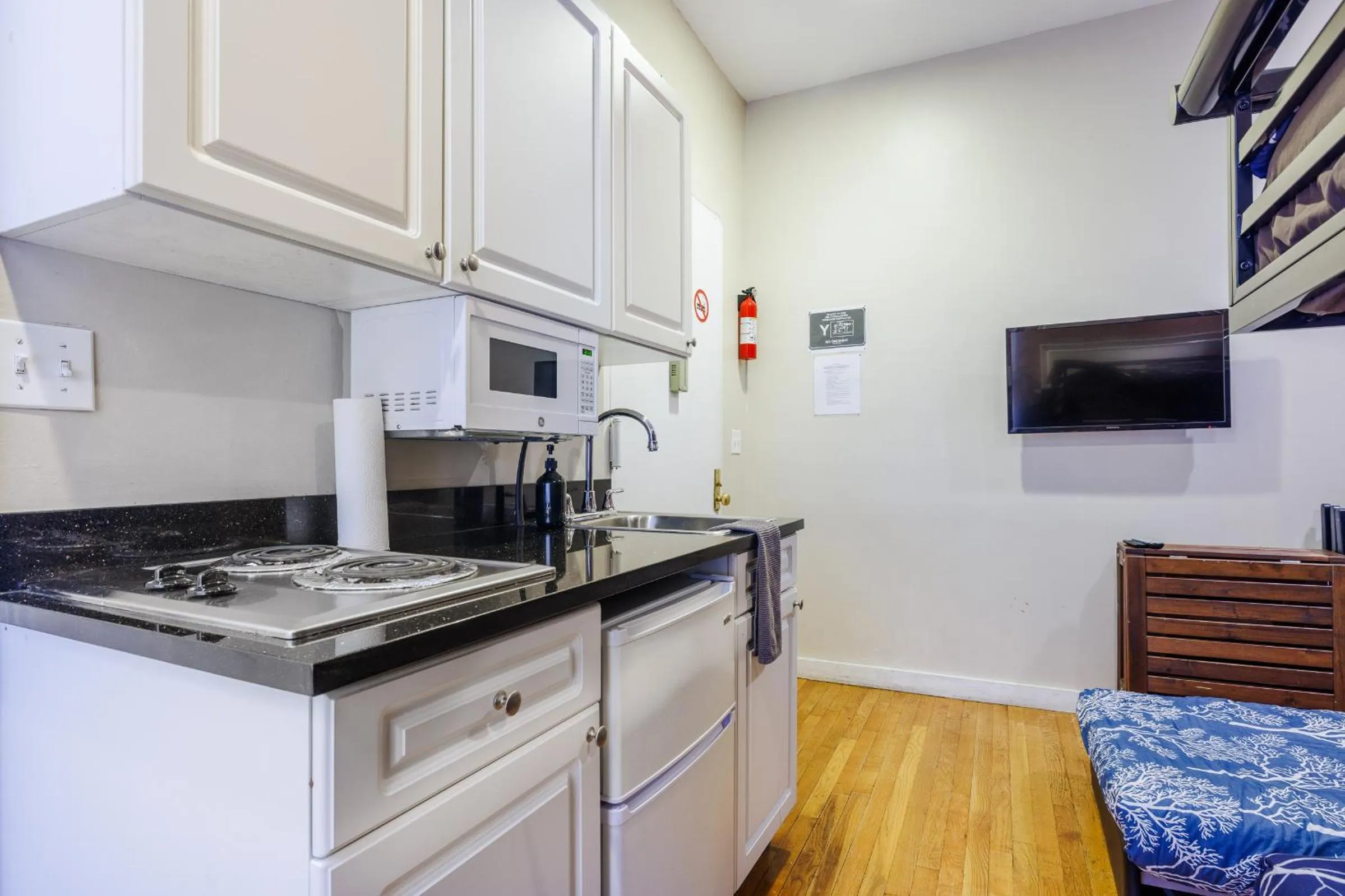 Kitchen or kitchenette in Studios in New York