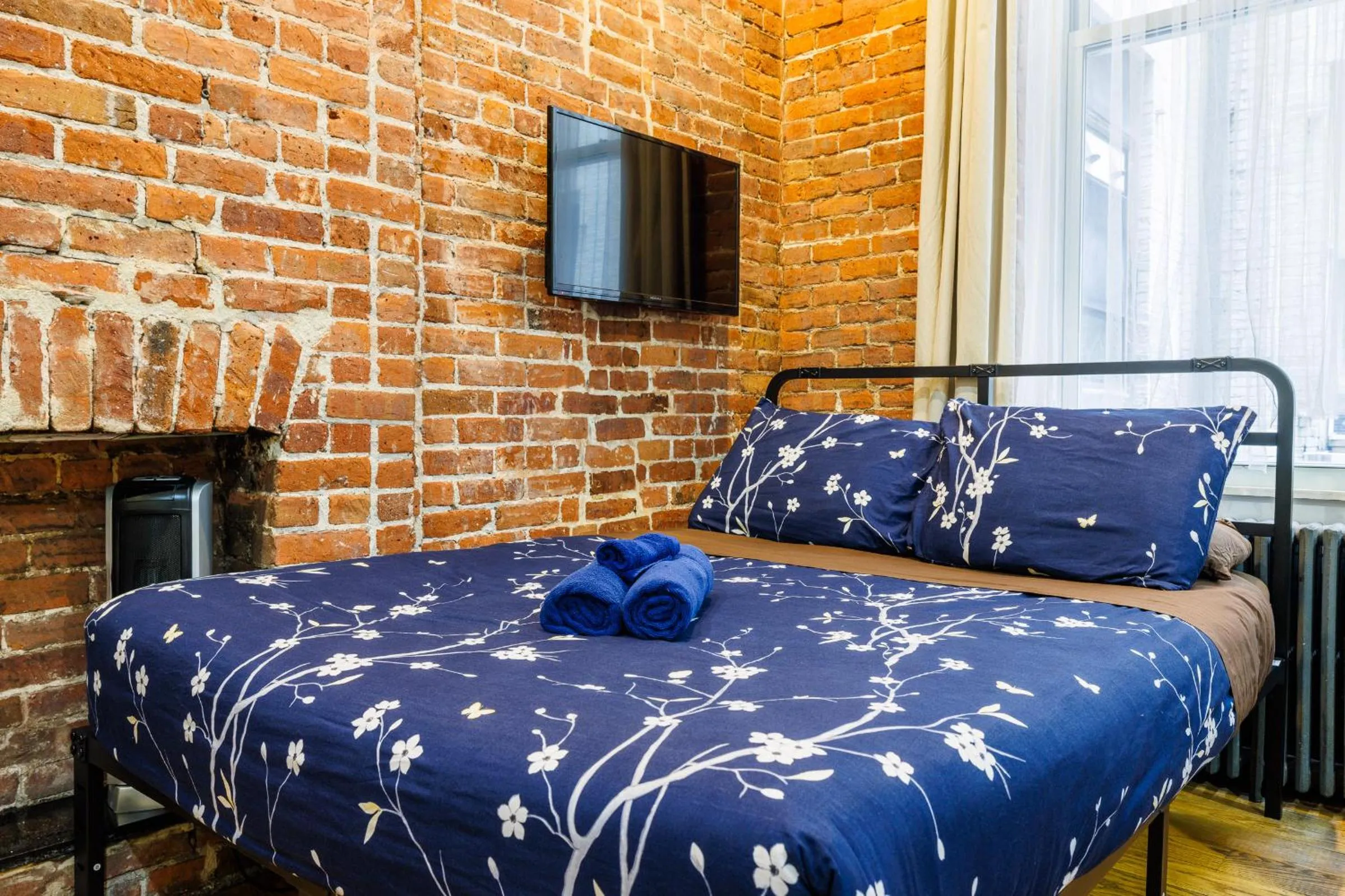 Bed in Studios in New York