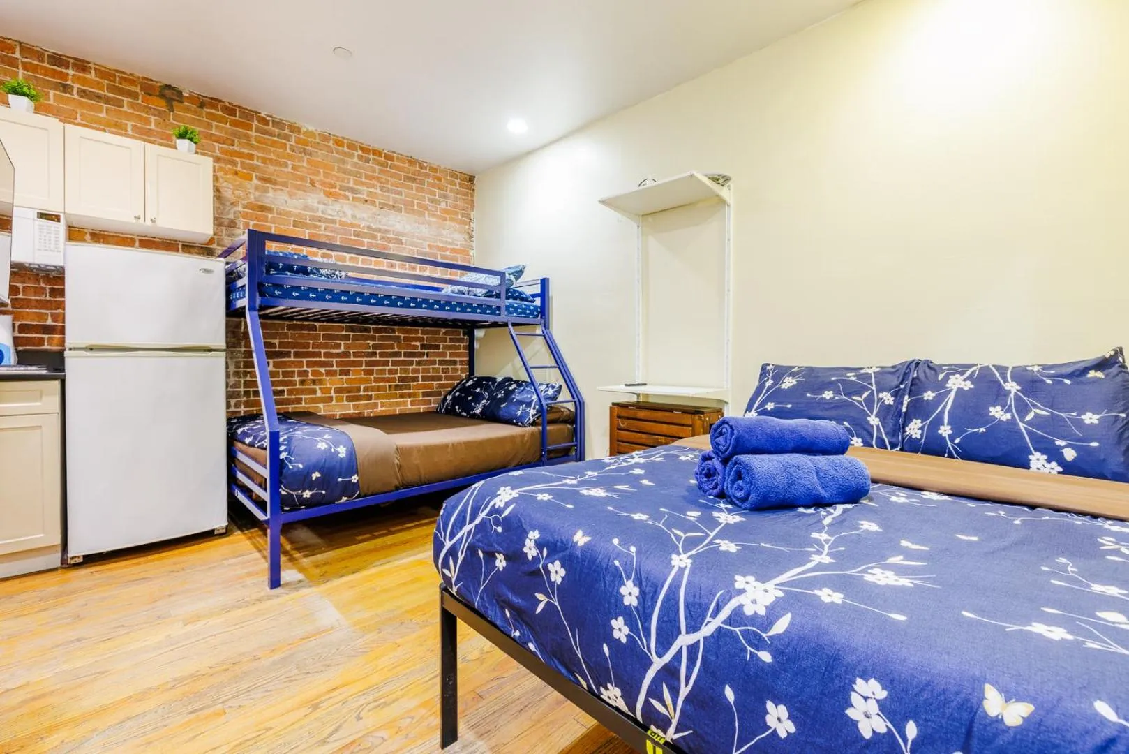 Bed in Studios in New York