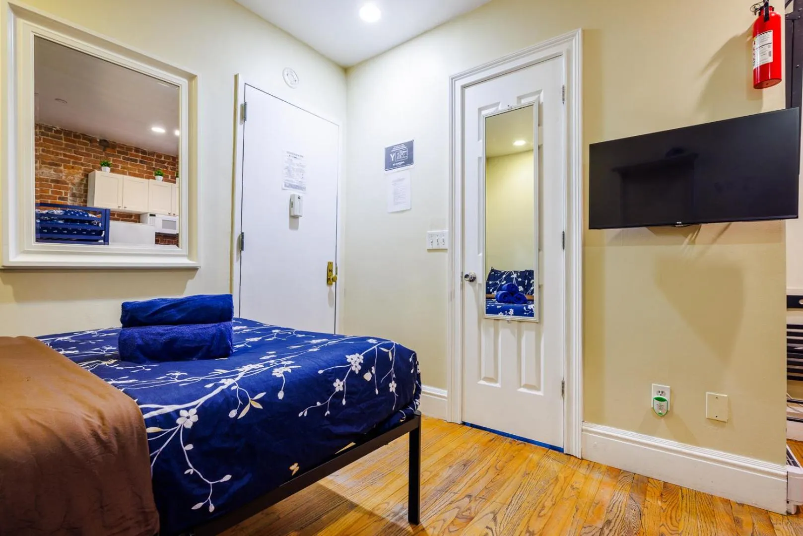 Bed in Studios in New York