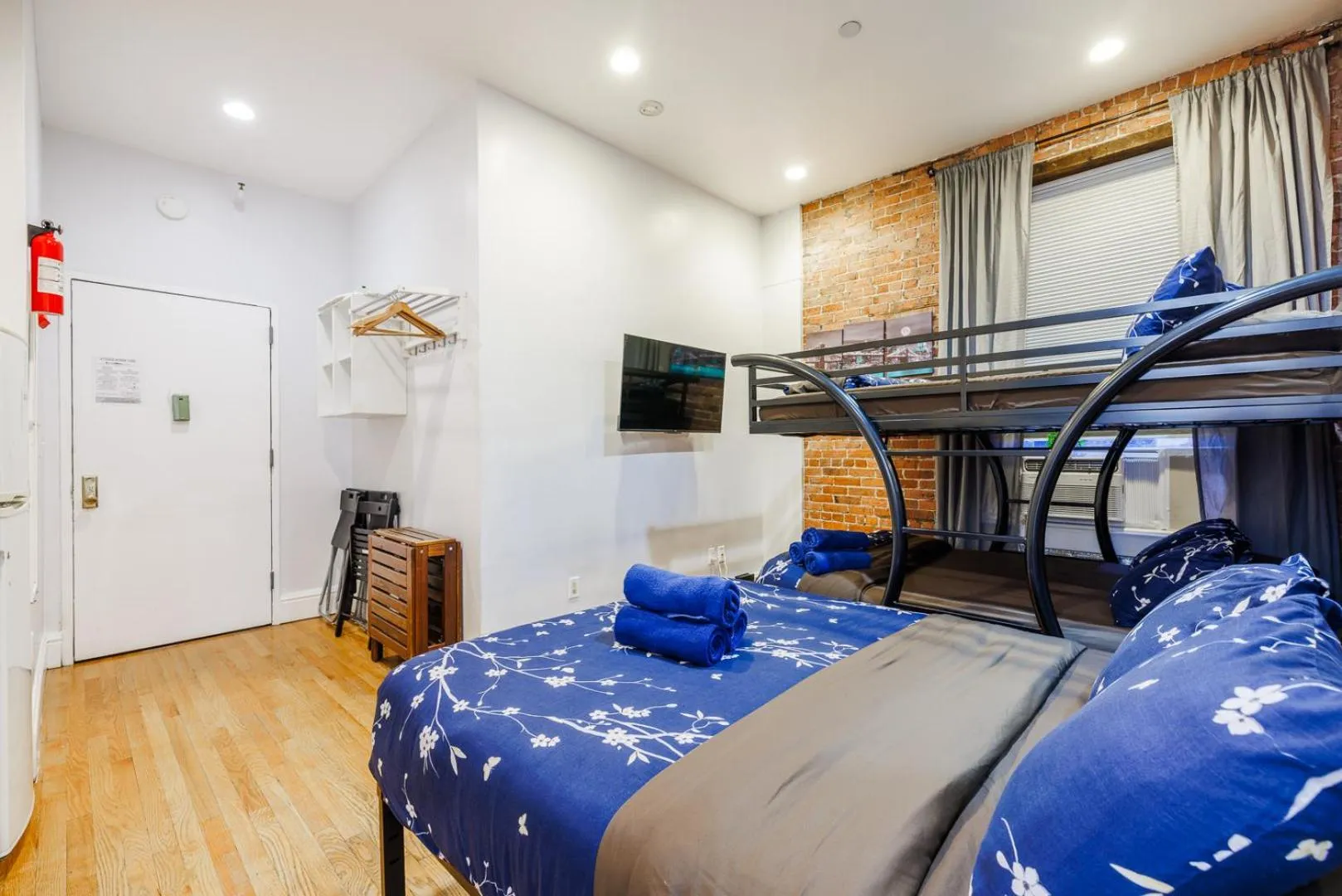 Bed in Studios in New York