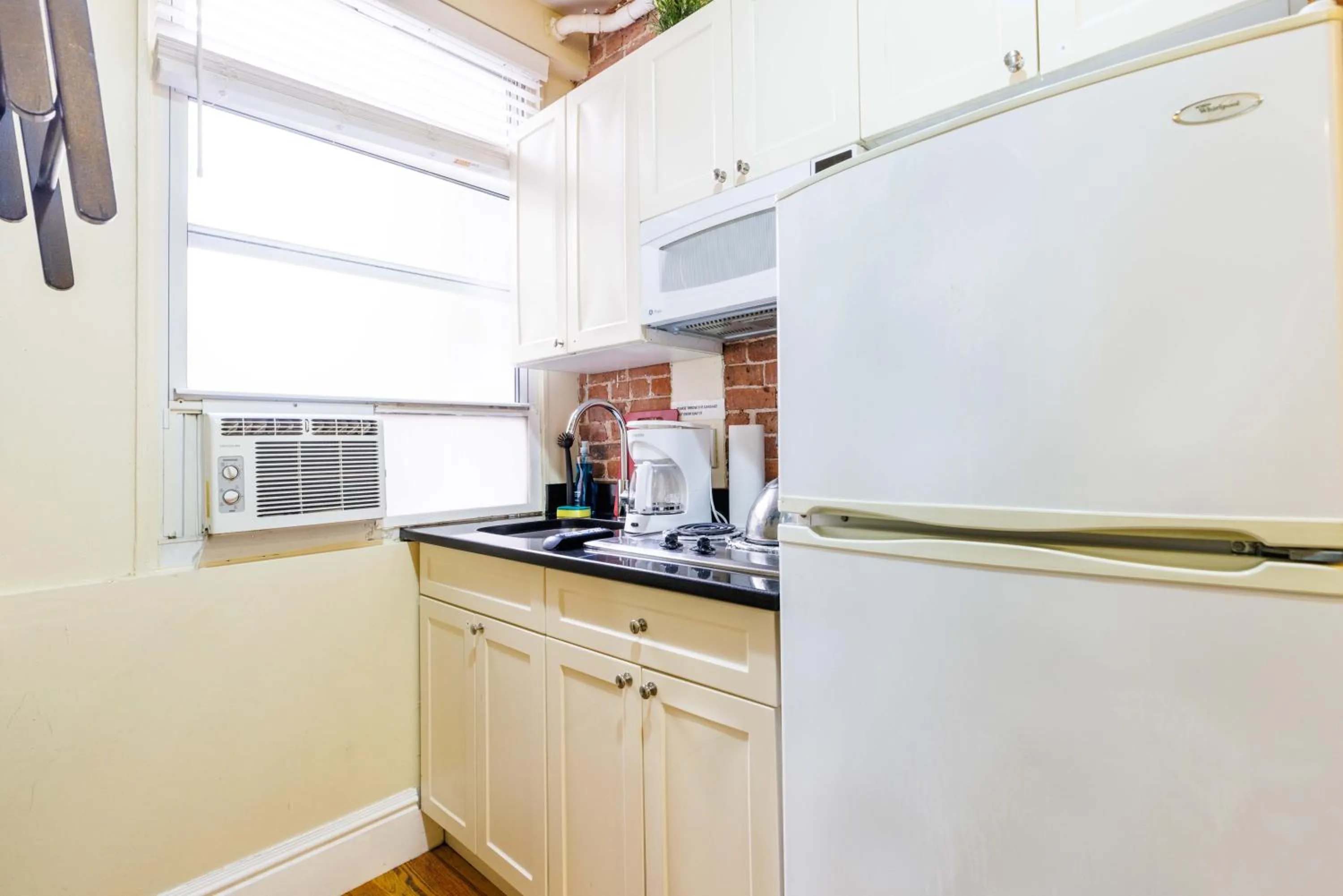 Kitchen or kitchenette in Studios in New York