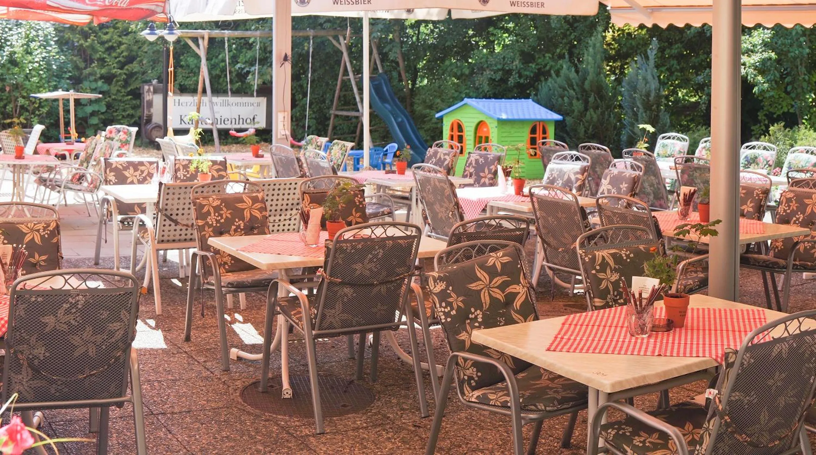 Restaurant/places to eat in Hotel - Restaurant Kastanienhof Lauingen