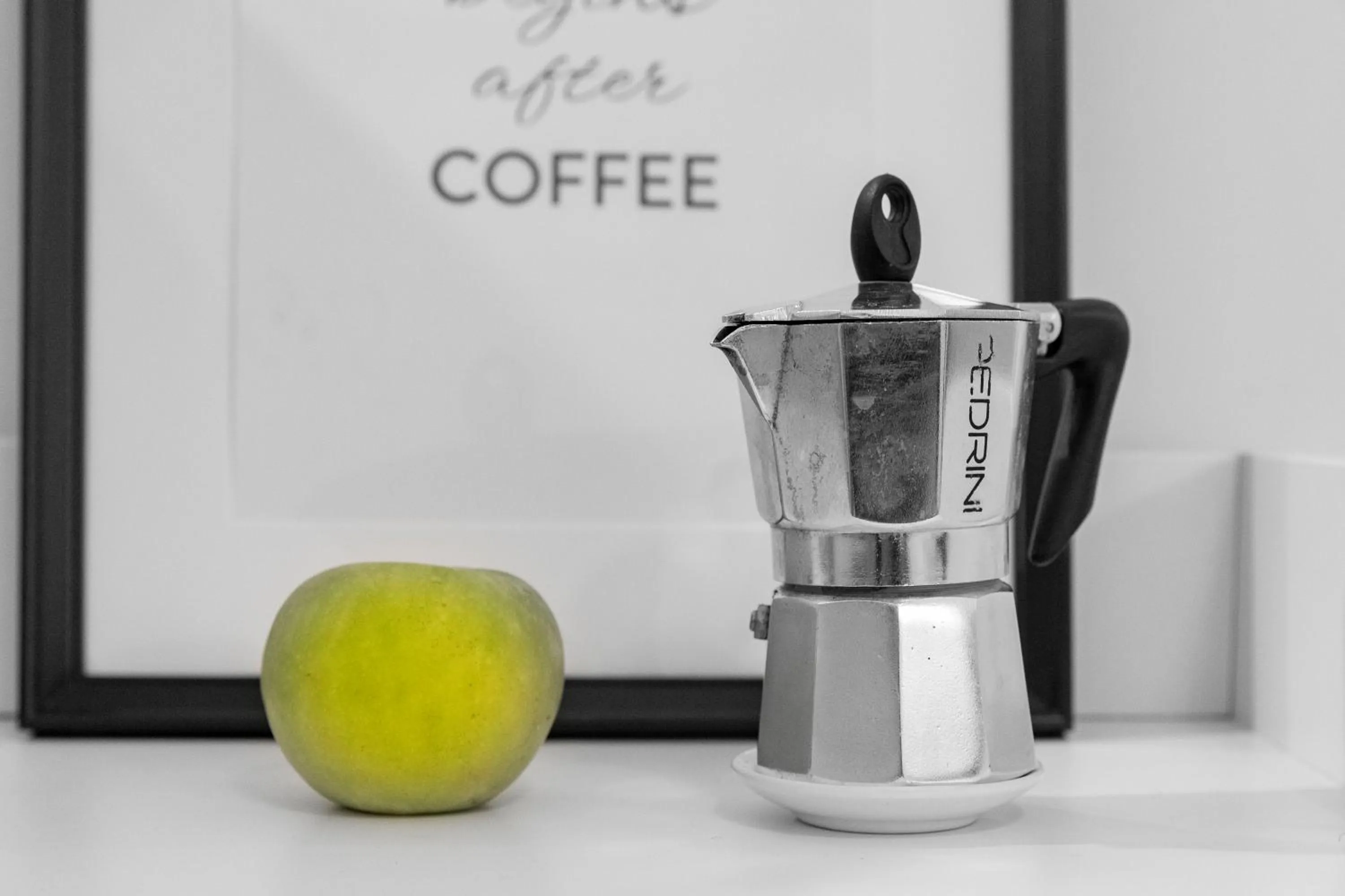 Coffee/tea facilities in FLAT 07 - New Opening