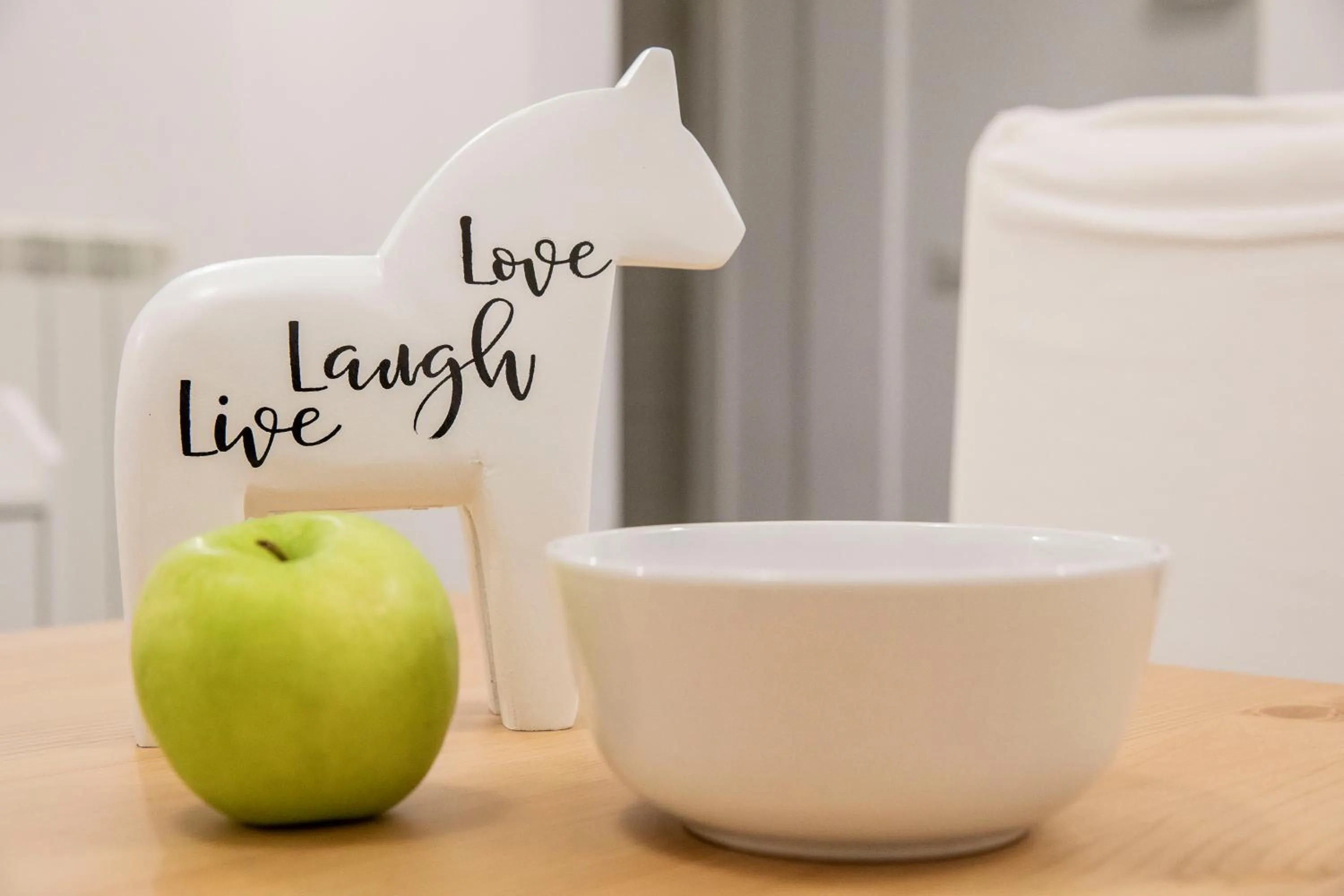 Text overlay in FLAT 07 - New Opening