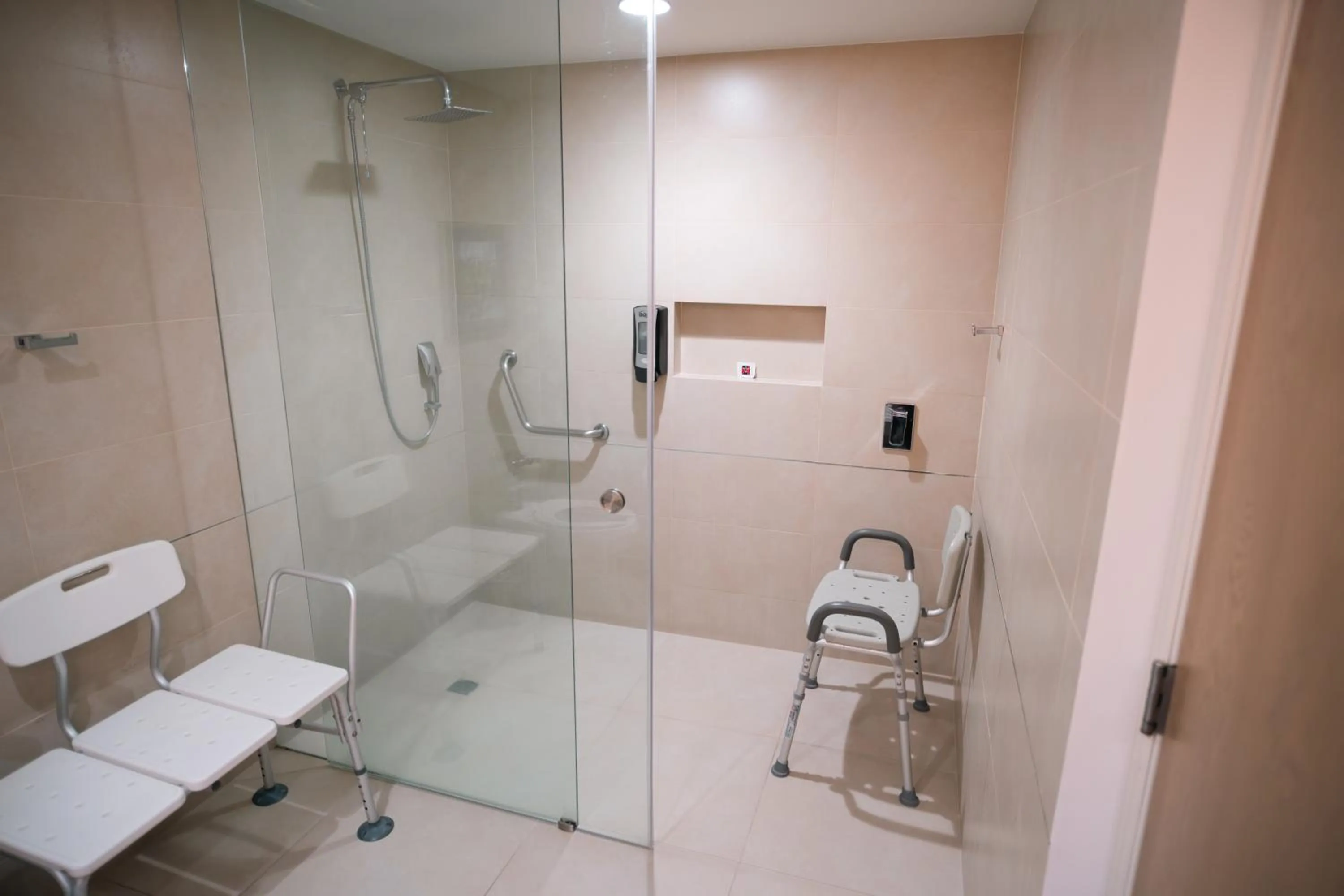 Bathroom in Metria Hotel