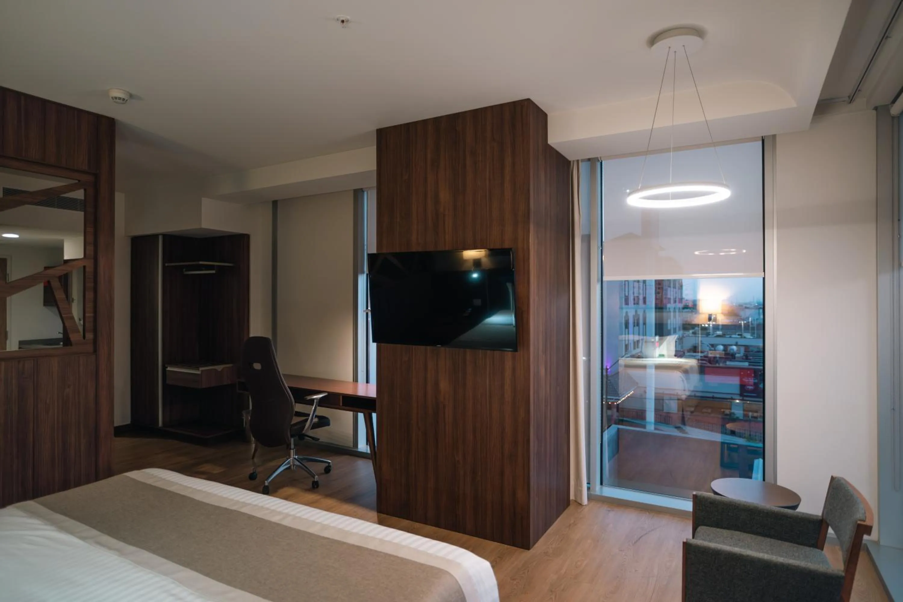TV and multimedia, Bed in Metria Hotel