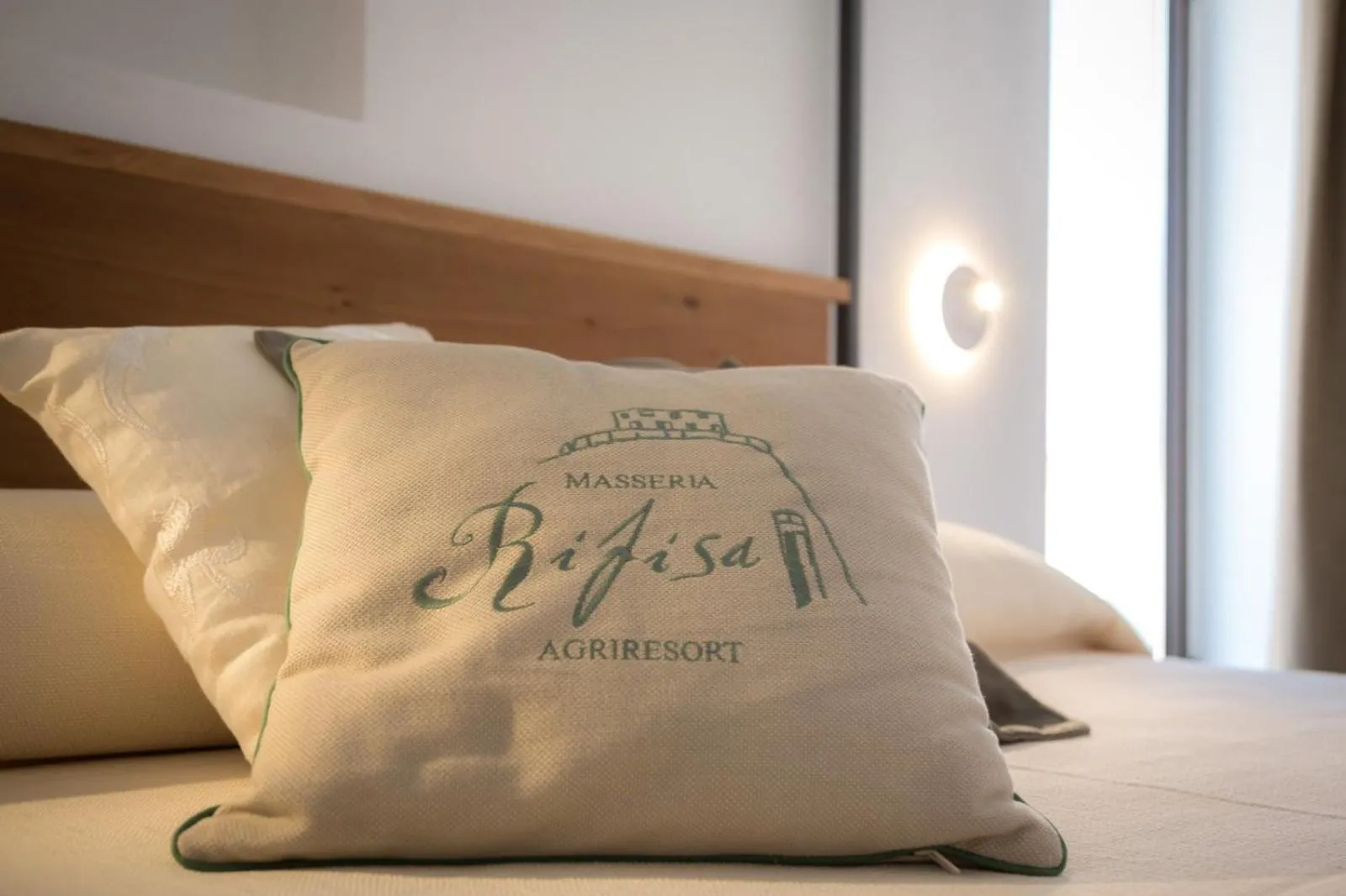 Property logo or sign, Bed in Masseria Rifisa AgriResort
