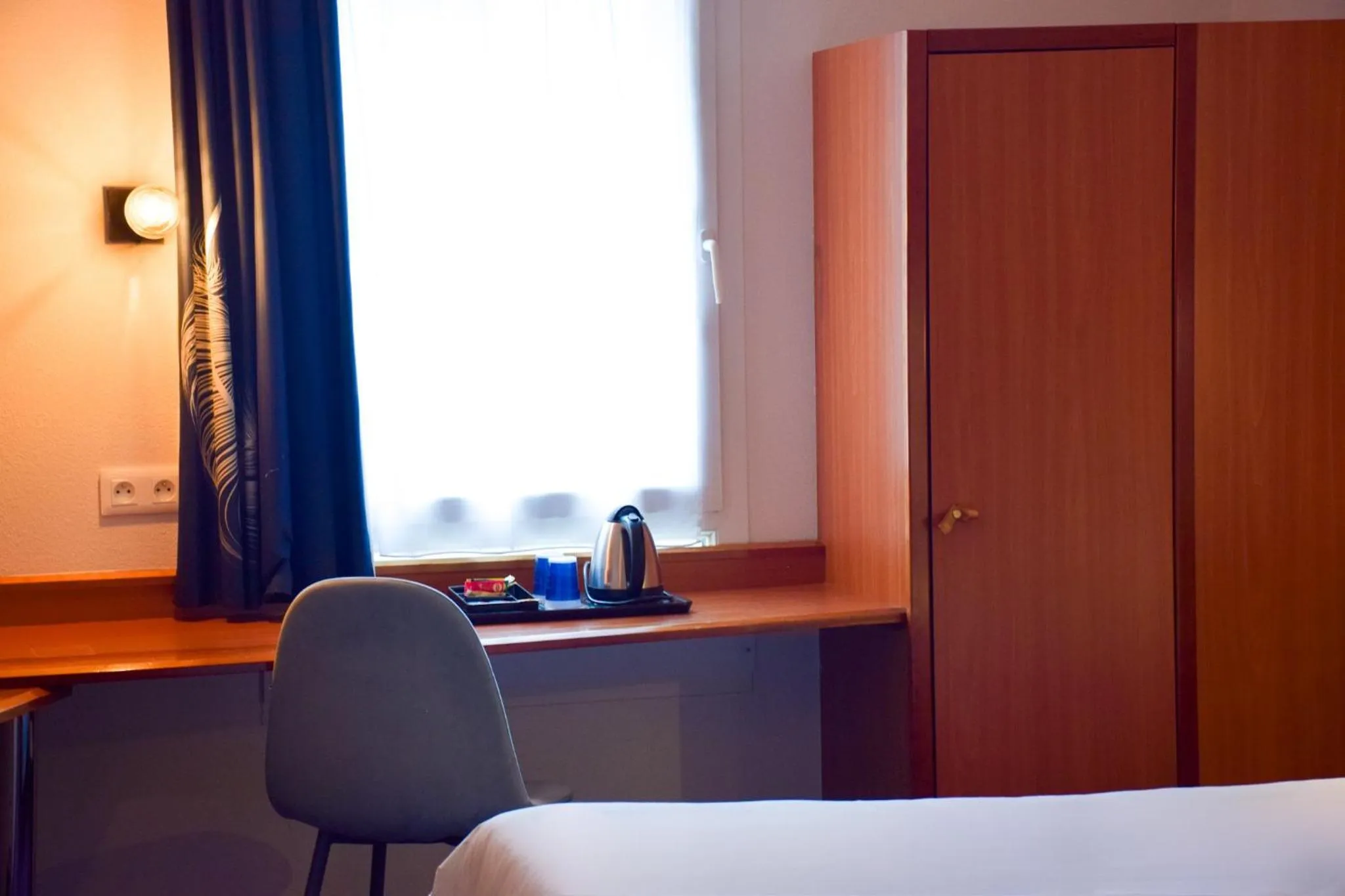 Bedroom, Bed in B&B HOTEL Rodez Bourran