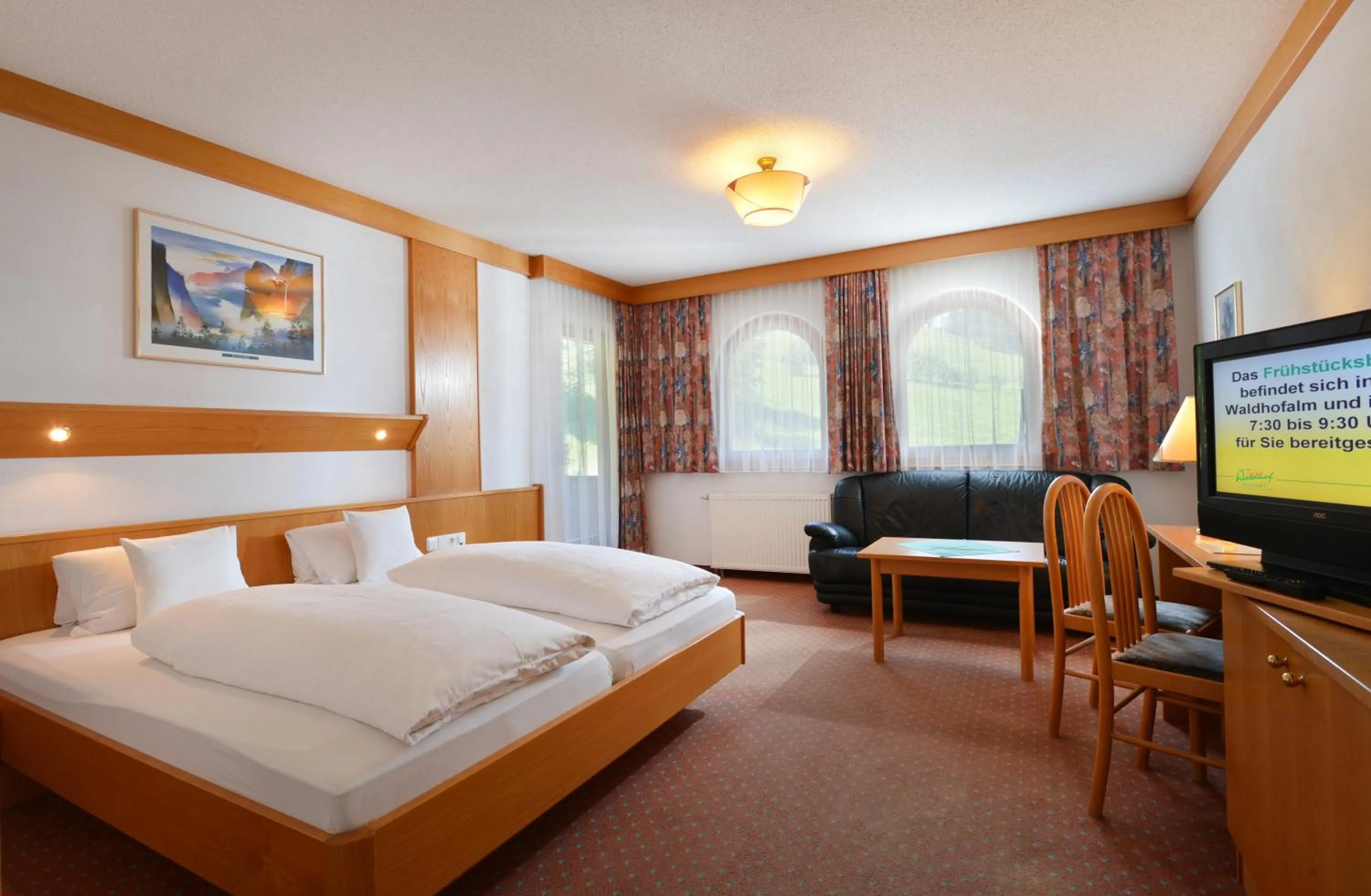 Photo of the whole room, Bed in Der Waldhof