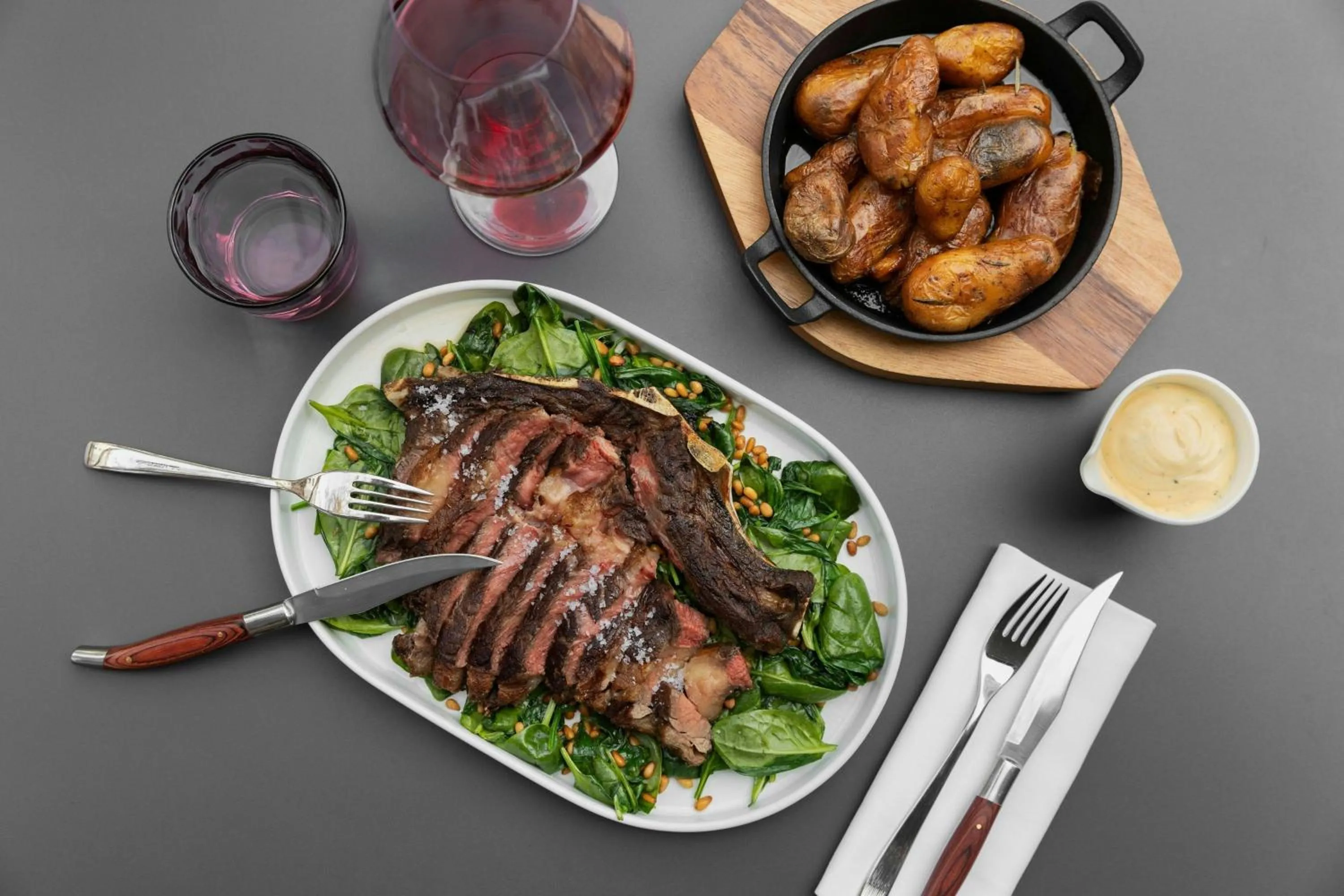 Restaurant/places to eat in Imperial Riding School, Autograph Collection