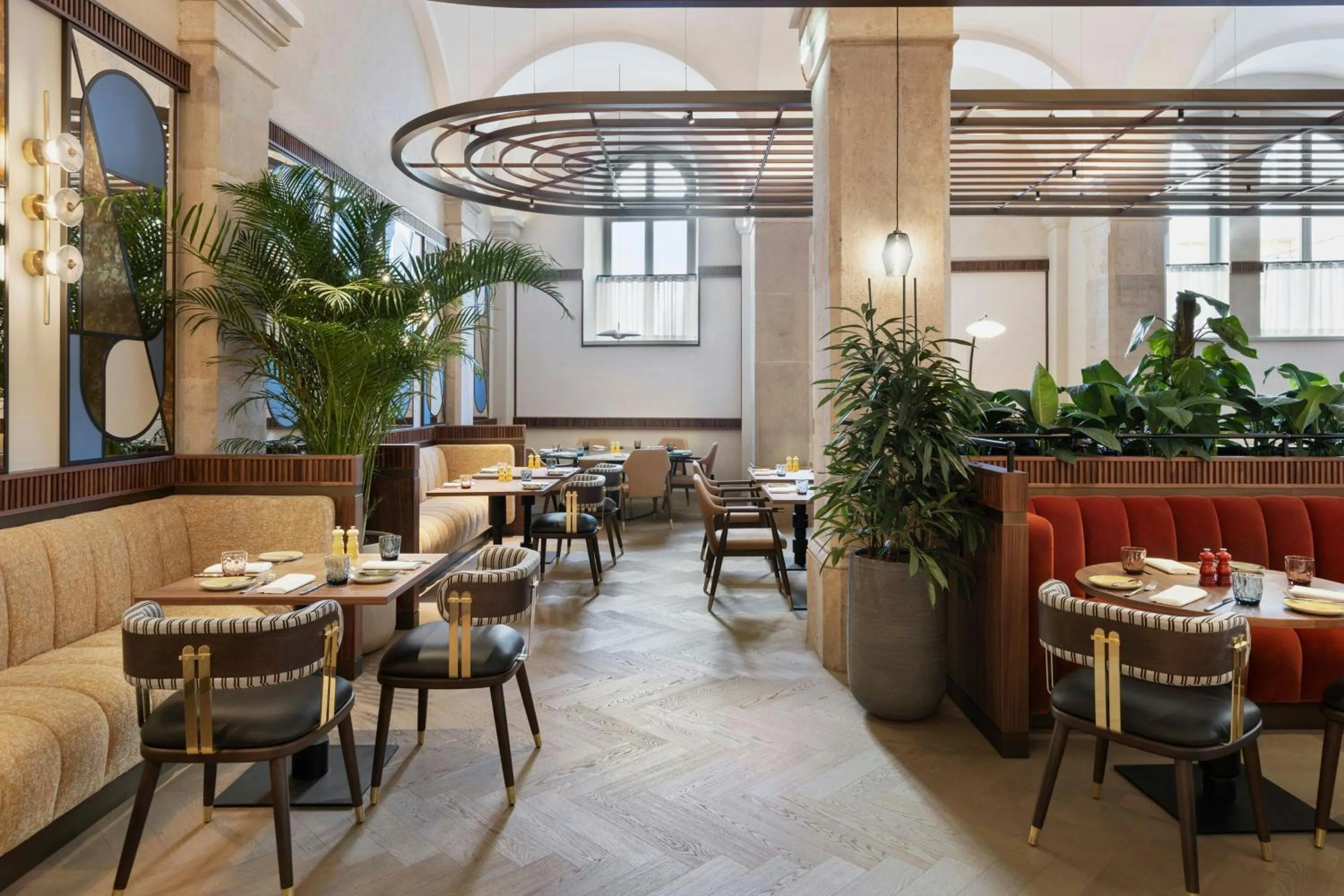 Restaurant/places to eat in Imperial Riding School, Autograph Collection