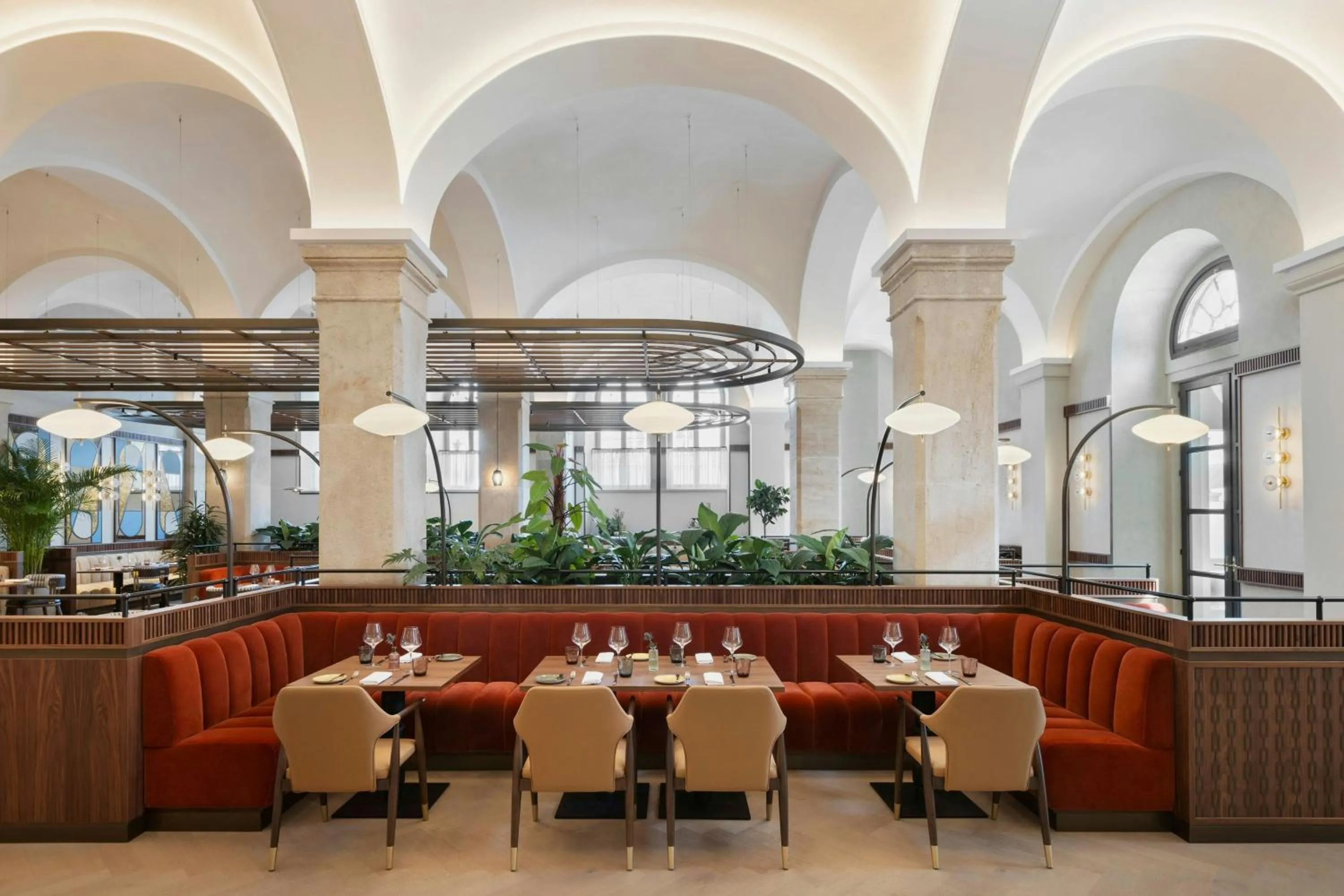 Restaurant/places to eat in Imperial Riding School, Autograph Collection