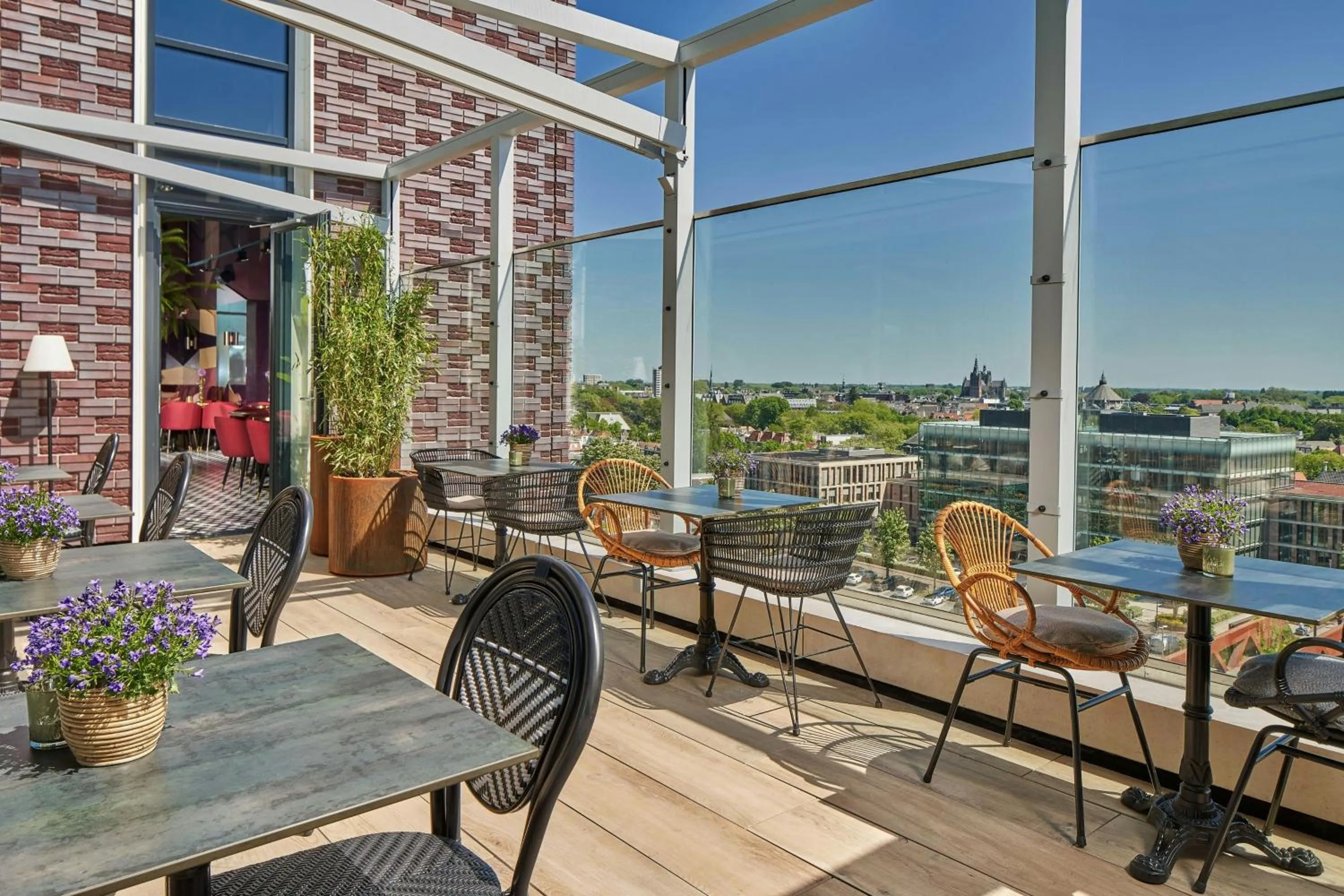 Restaurant/places to eat in The Den, 's-Hertogenbosch, a Tribute Portfolio Hotel