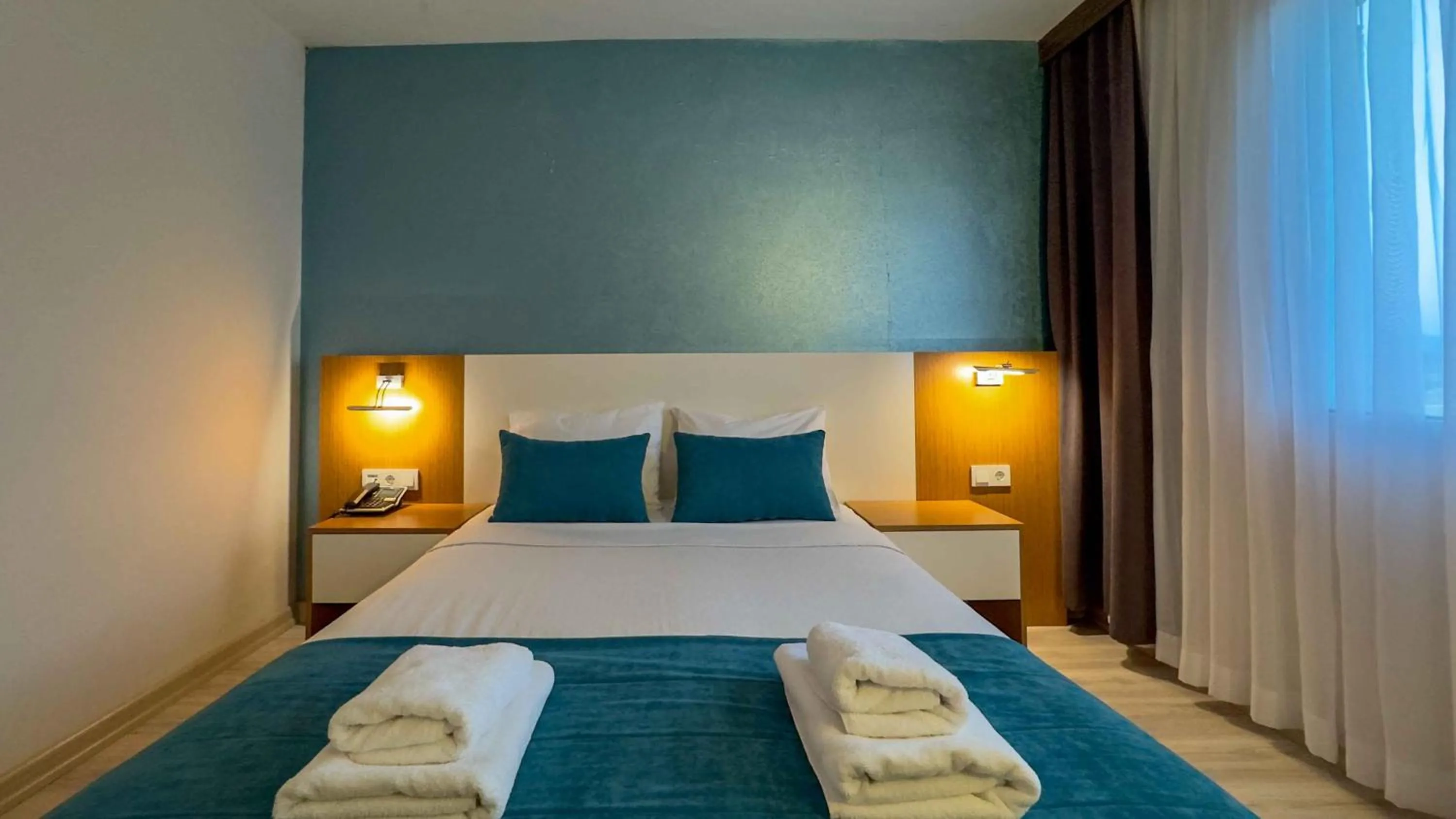 Bedroom, Bed in La Bella Suit Otel