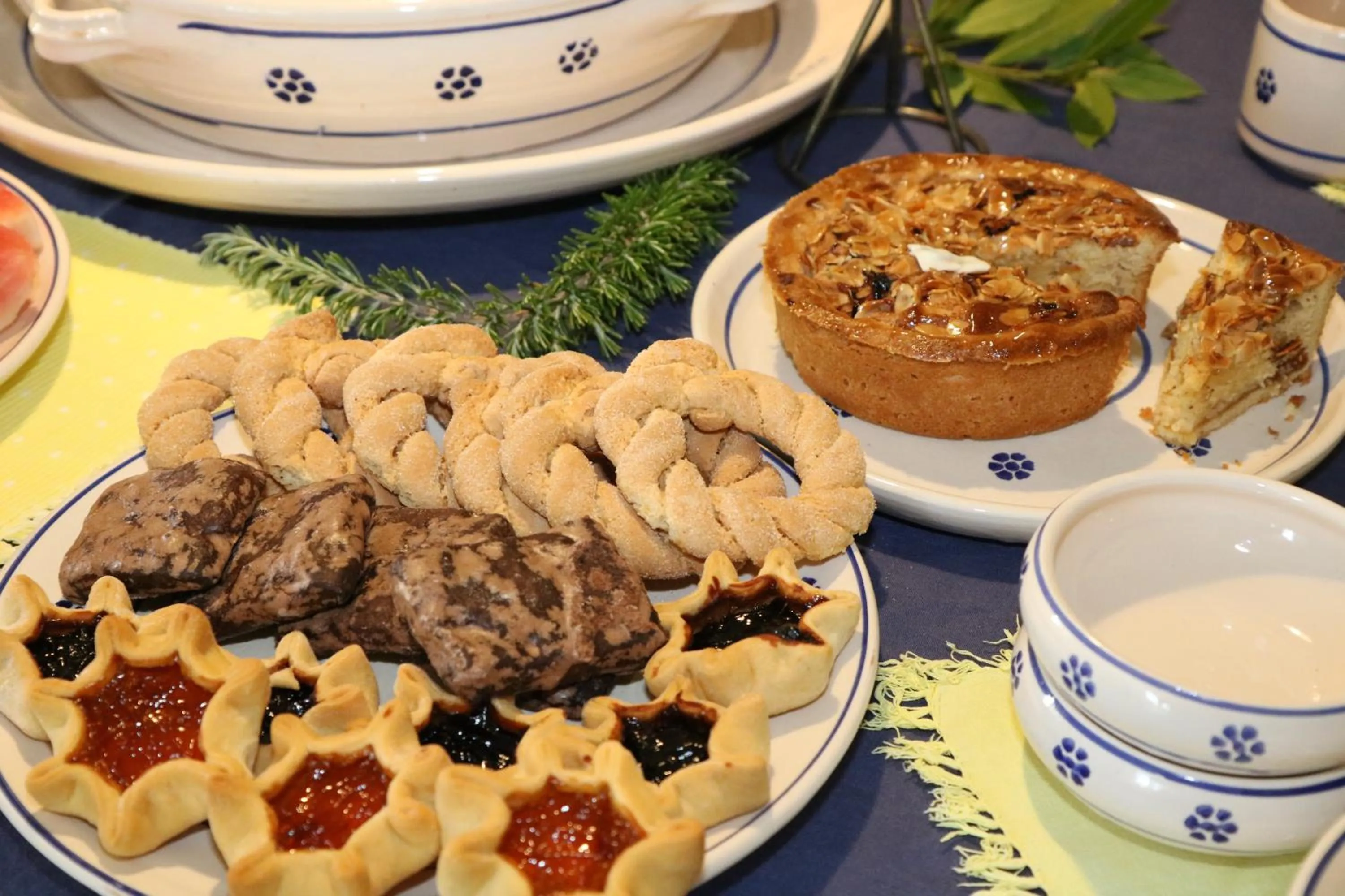 Buffet breakfast in B&B Il Giardino di Paola