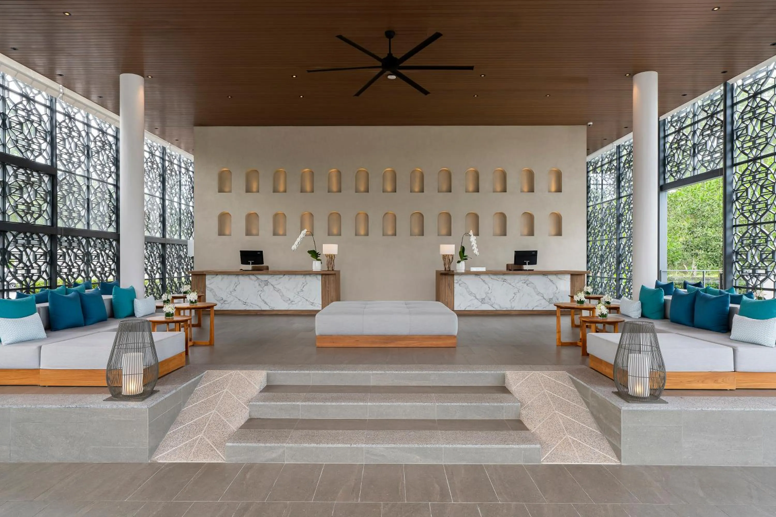 Lobby or reception in Meliá Phuket Mai Khao