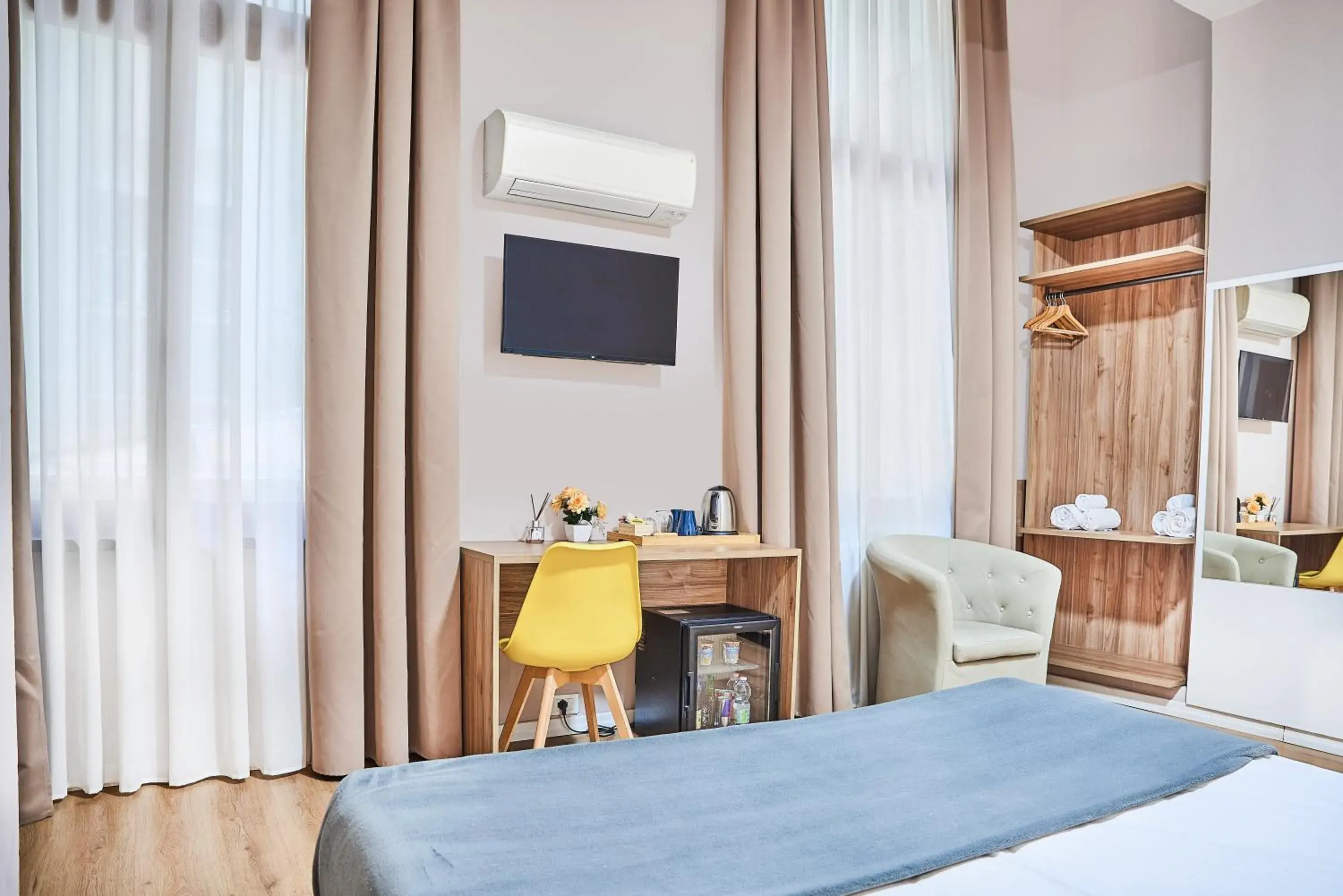 Standard Triple Room in Firenze Rooms Cathedral B&B Standard Triple Room in Firenze Rooms Cathedral B&B