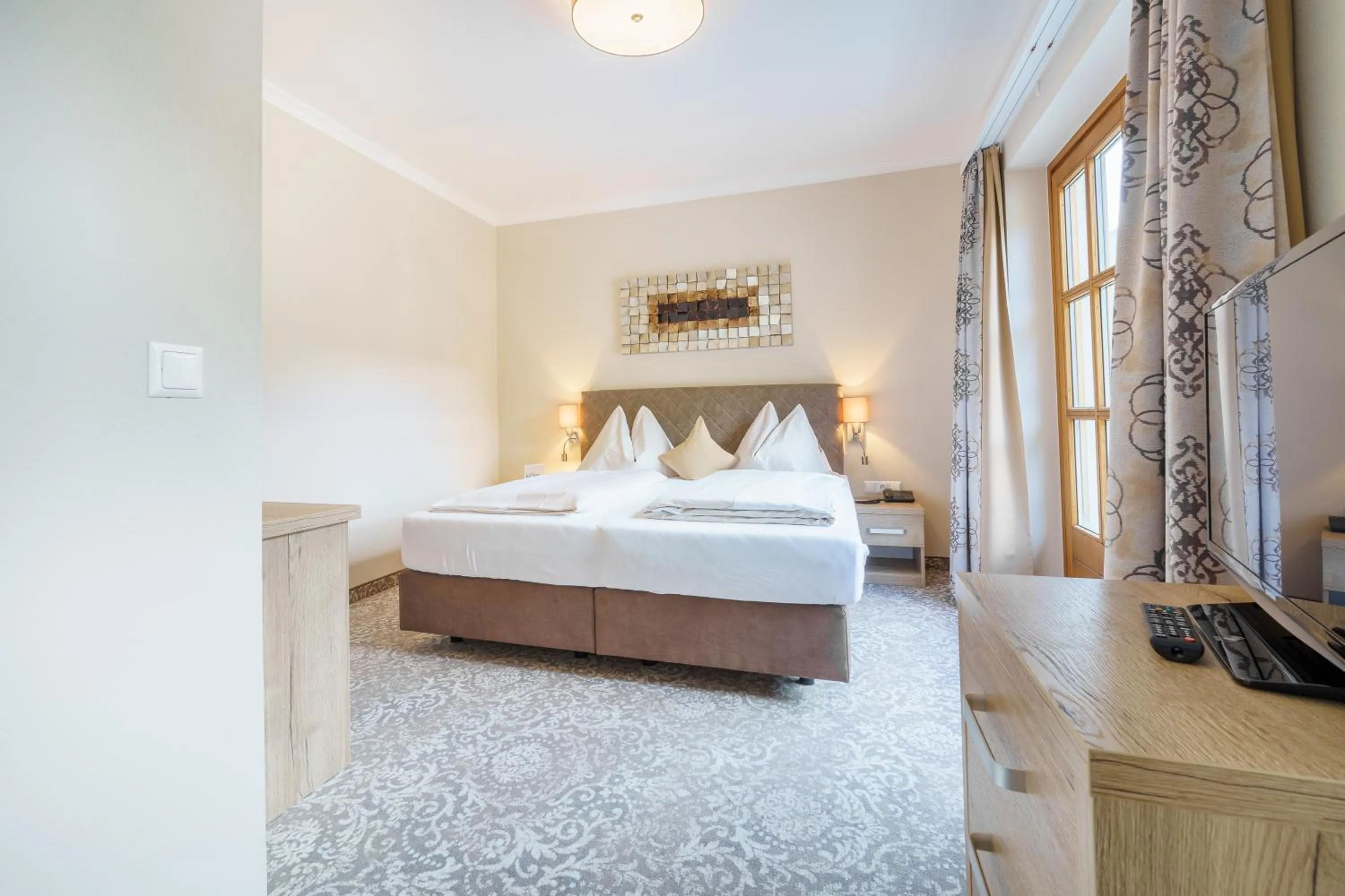 Photo of the whole room, Bed in Kolmhof