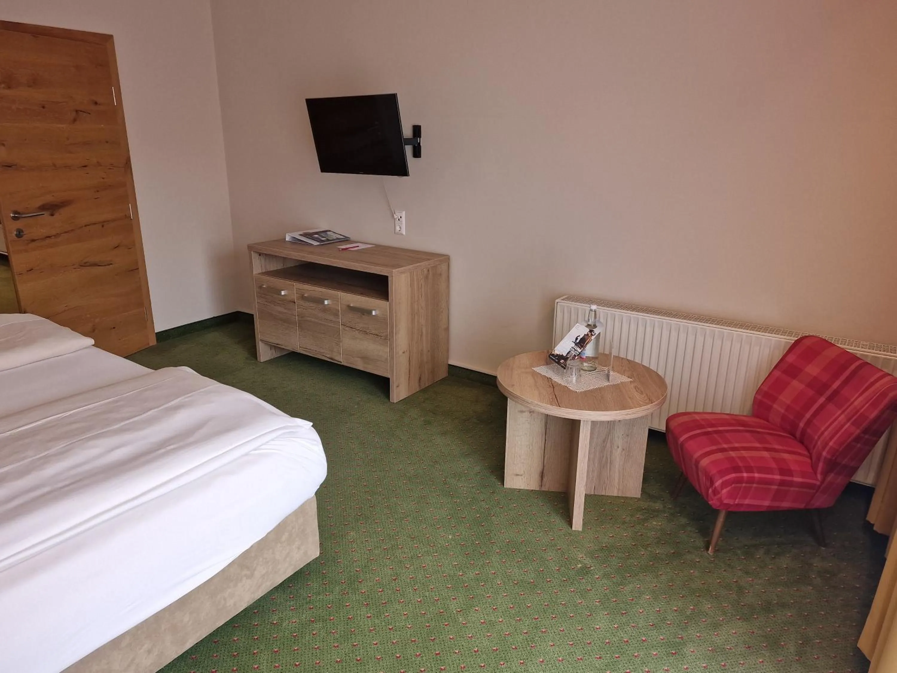 Photo of the whole room, Bed in Kolmhof