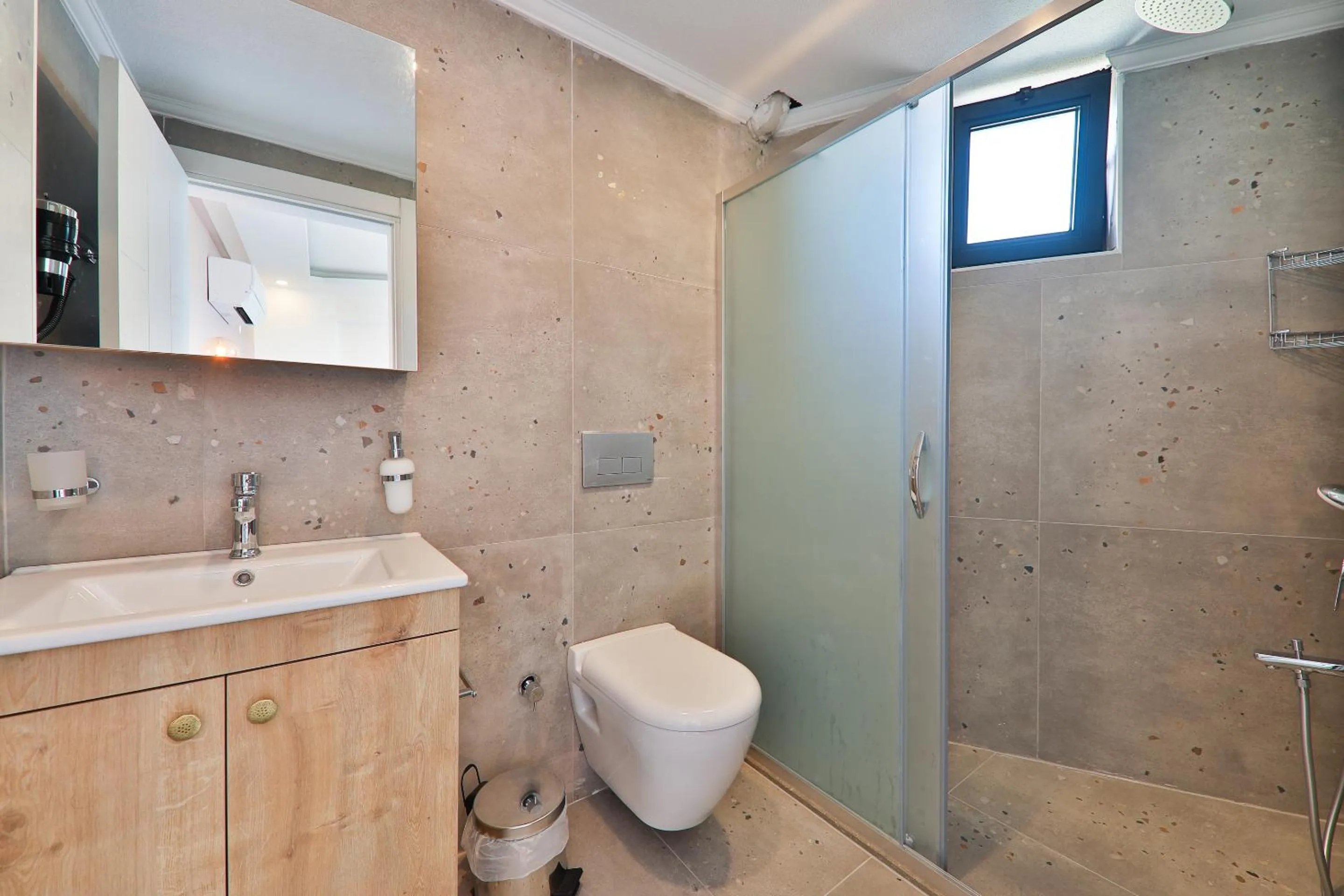 Shower in Happy Kaş Apart