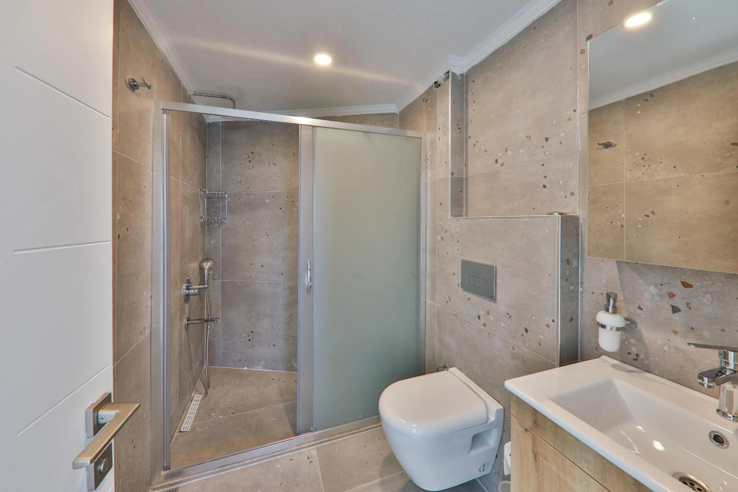 Bathroom in Happy Kaş Apart