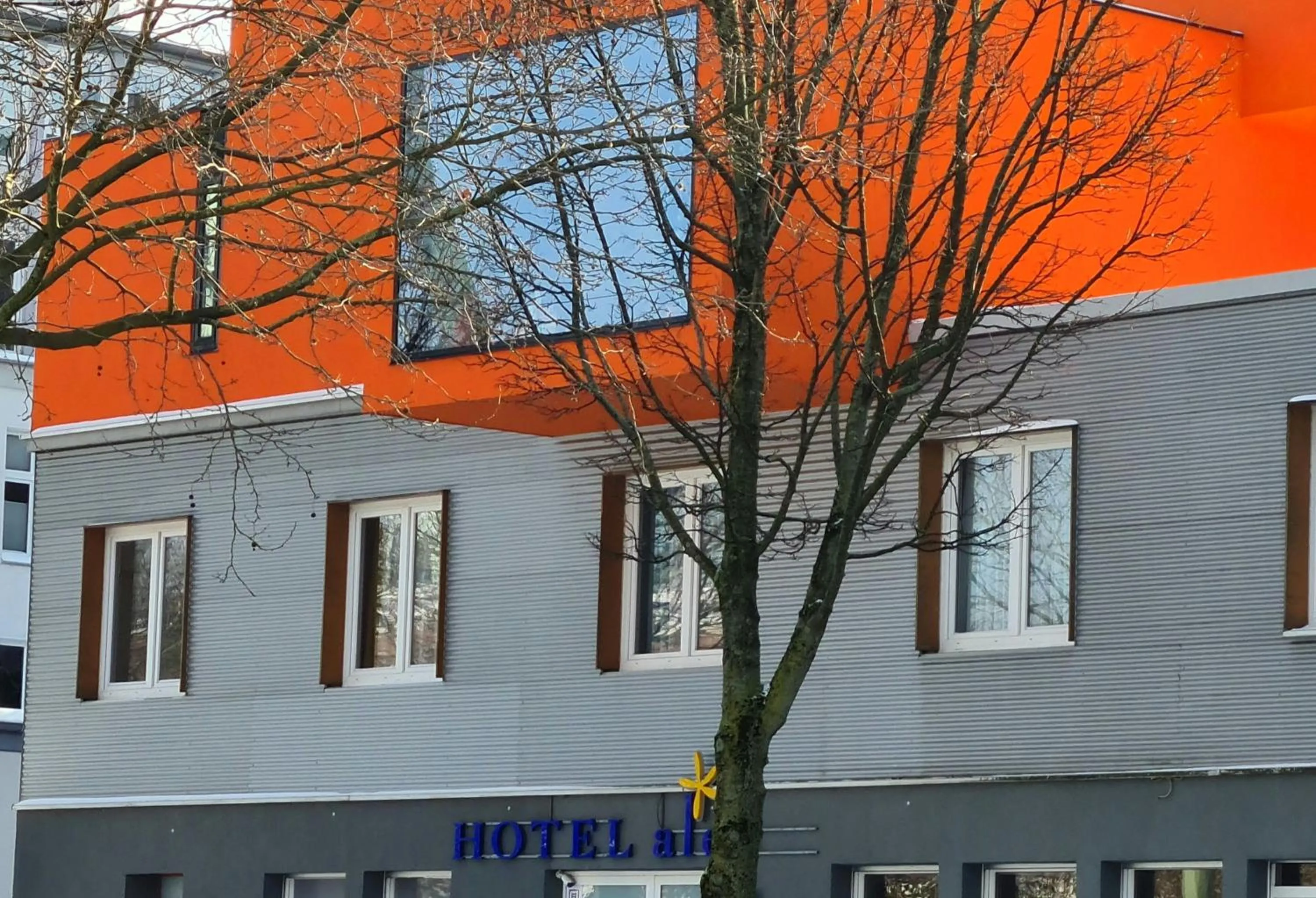 Property building in Hotel Aleo