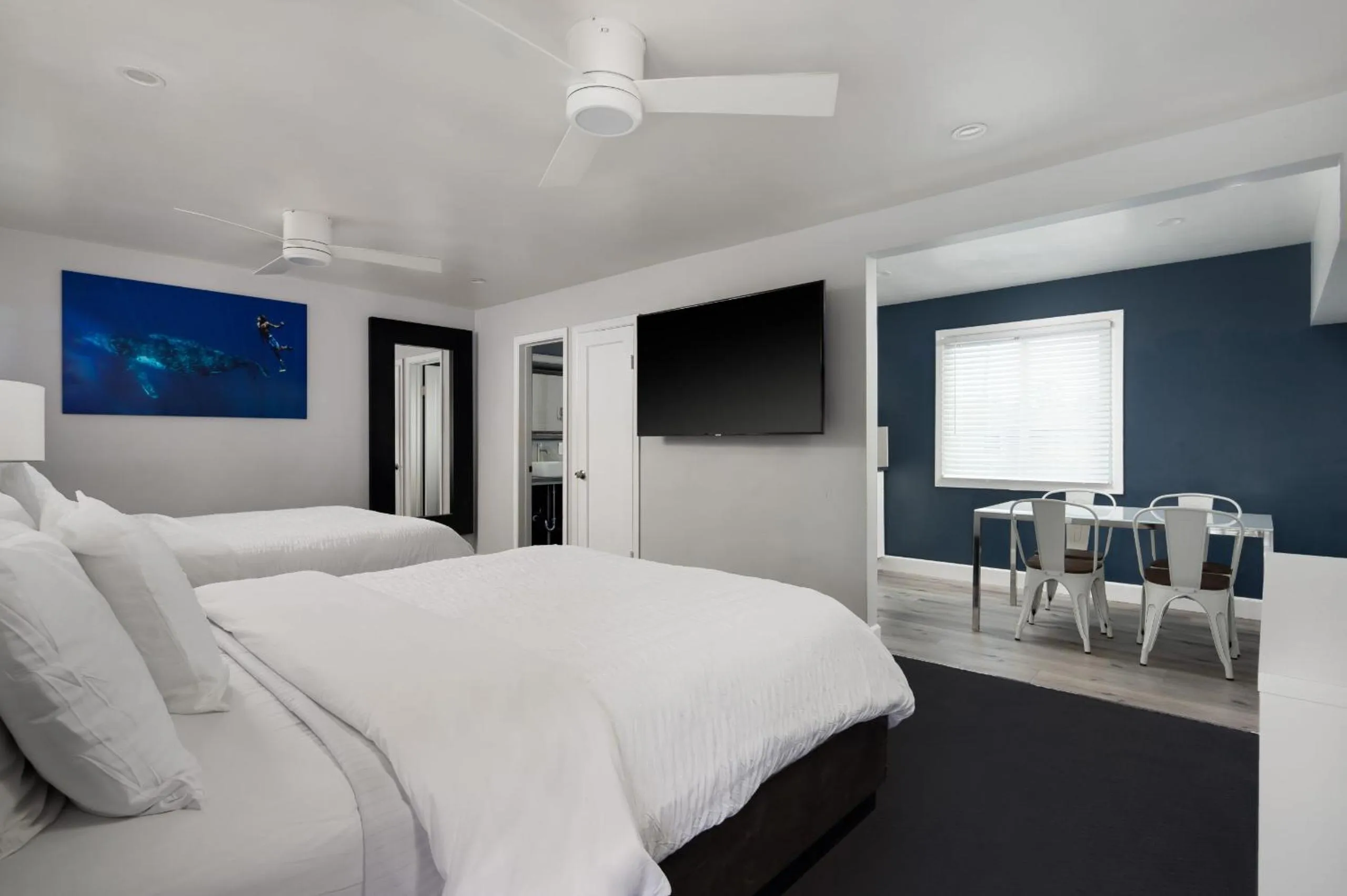 Bedroom, Bed in Beach Haven