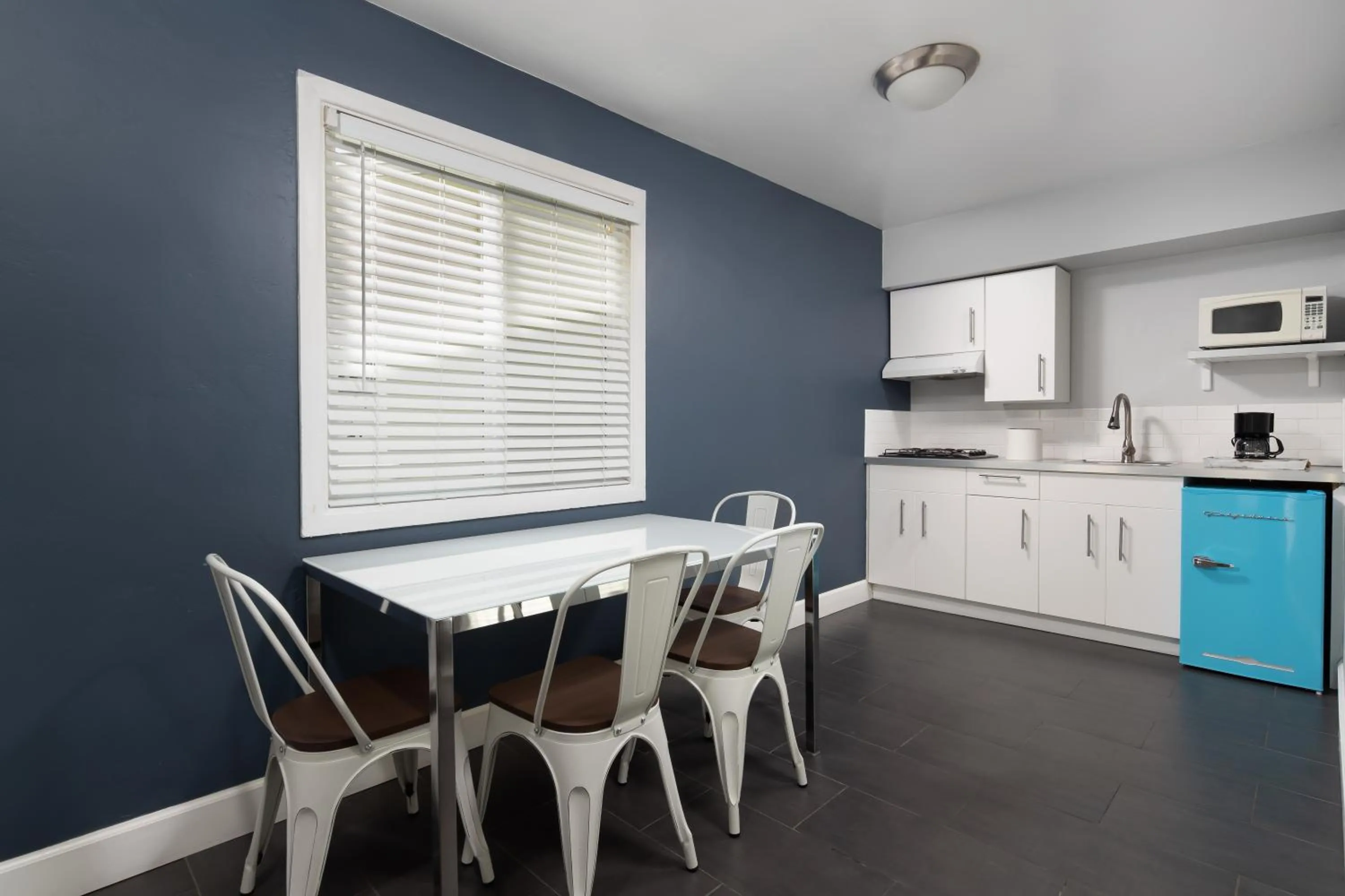 Kitchen or kitchenette in Beach Haven