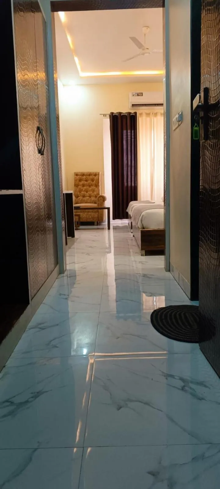 Bed in The Grand Jabalpur