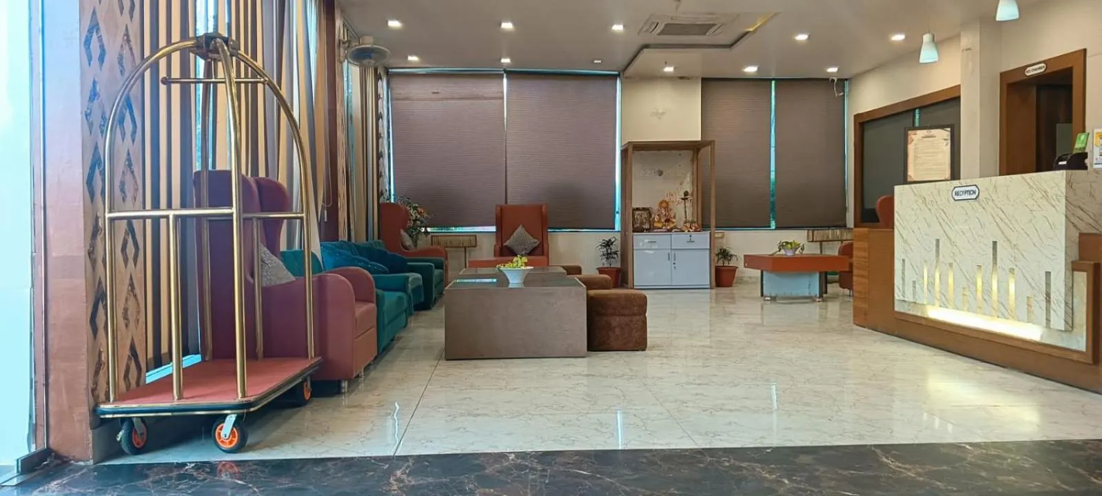 Lobby or reception in The Grand Jabalpur