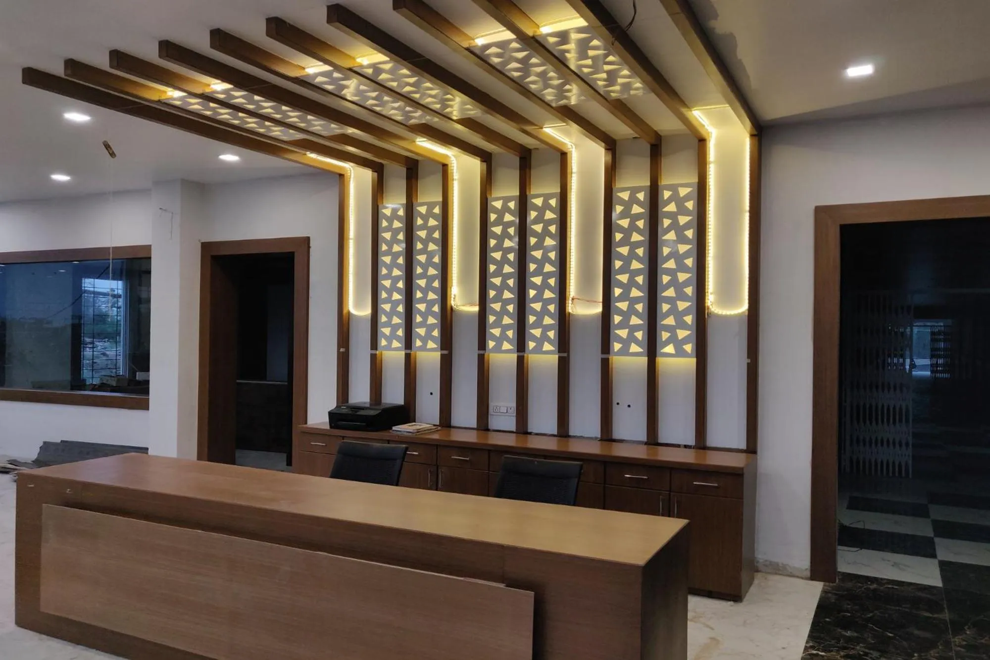 Lobby or reception in The Grand Jabalpur