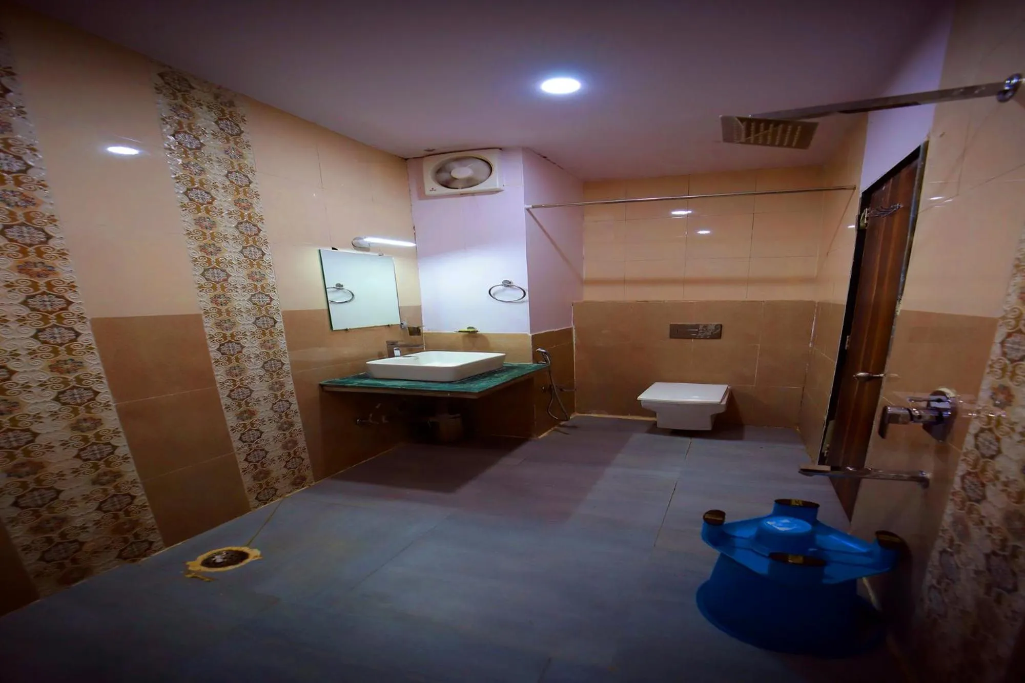 Bathroom in The Grand Jabalpur