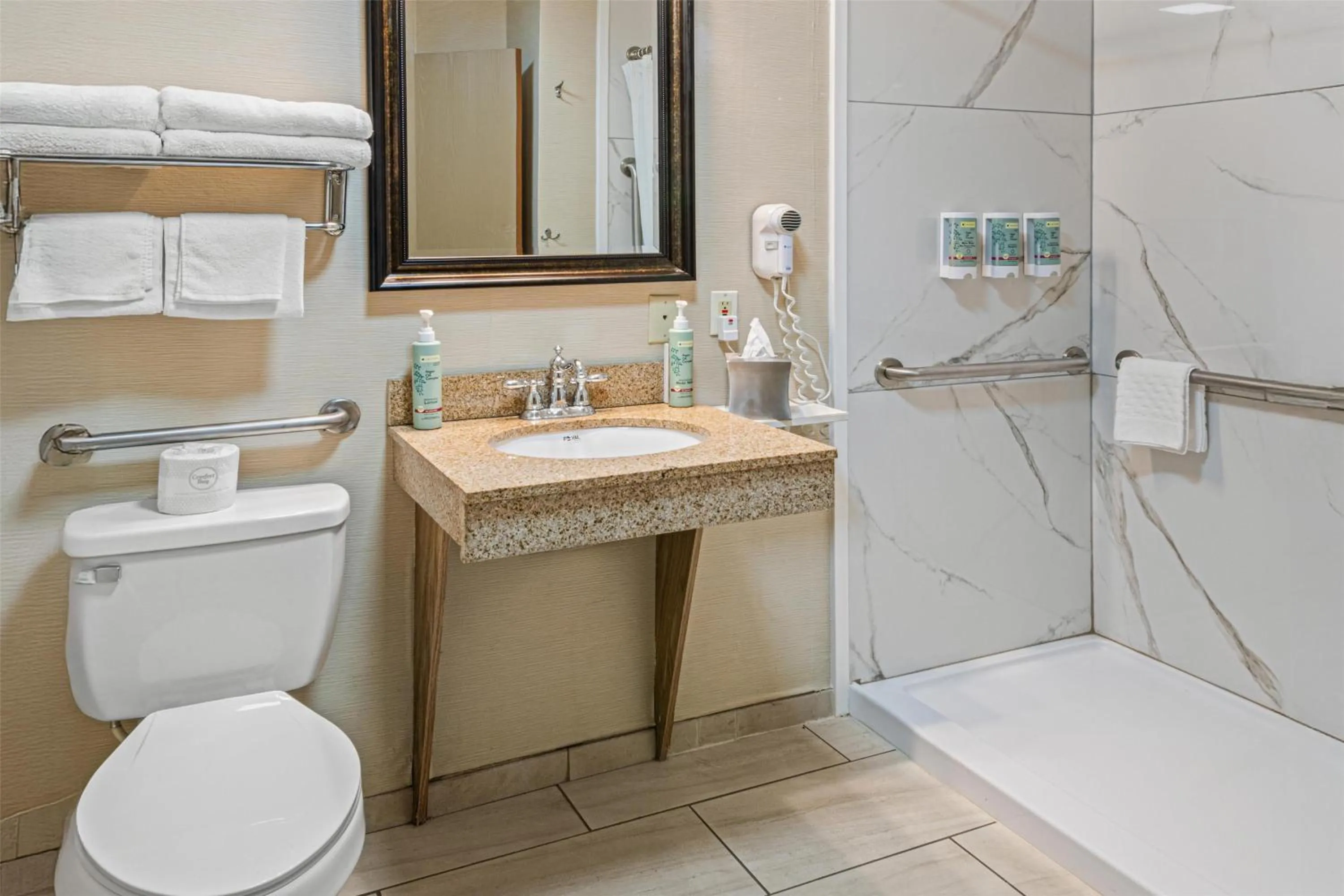 Bathroom in Best Western Providence Warwick Airport Inn